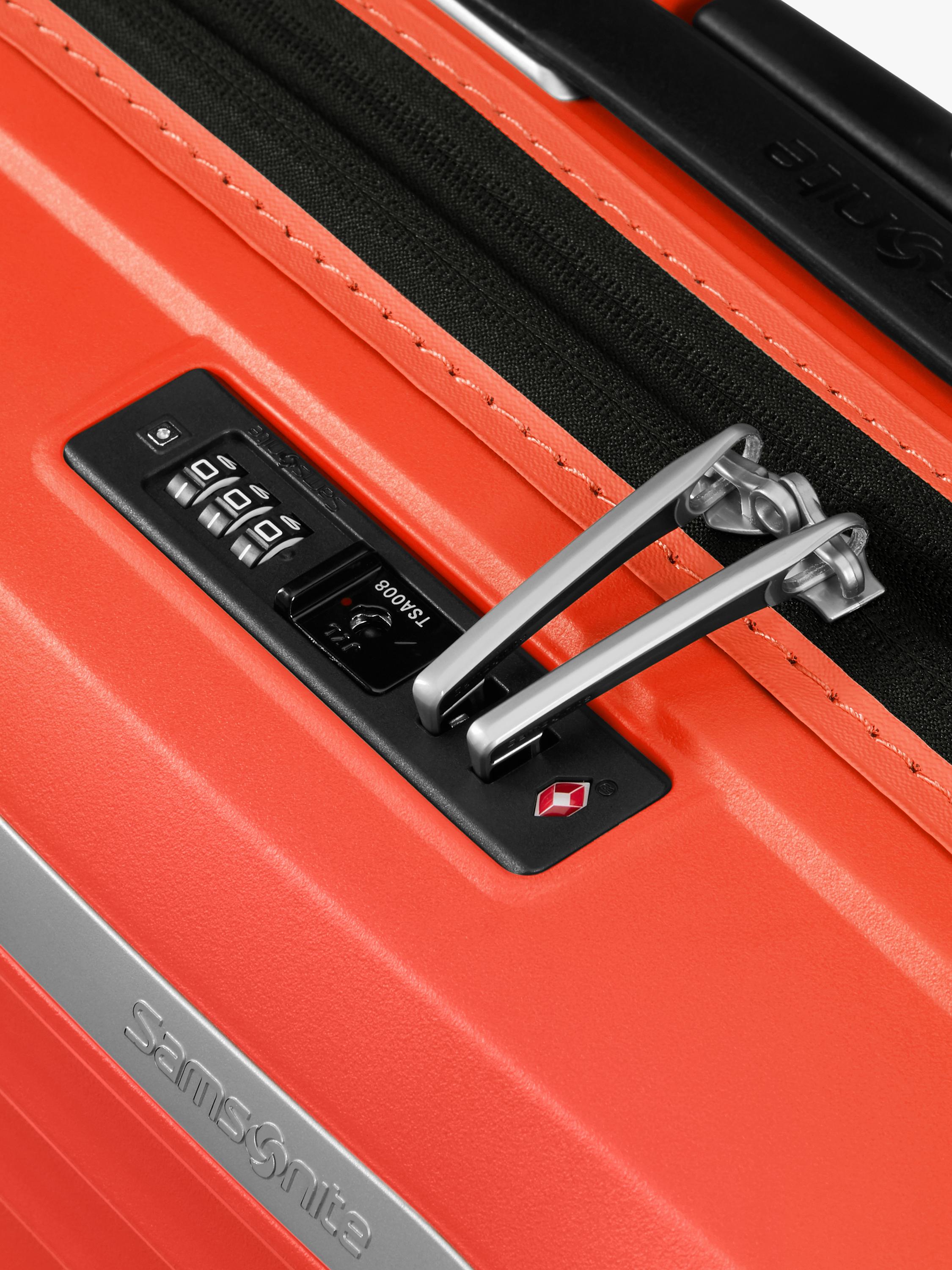 Upscape 45cm Expandable 4-Wheel Under Seater, 32L