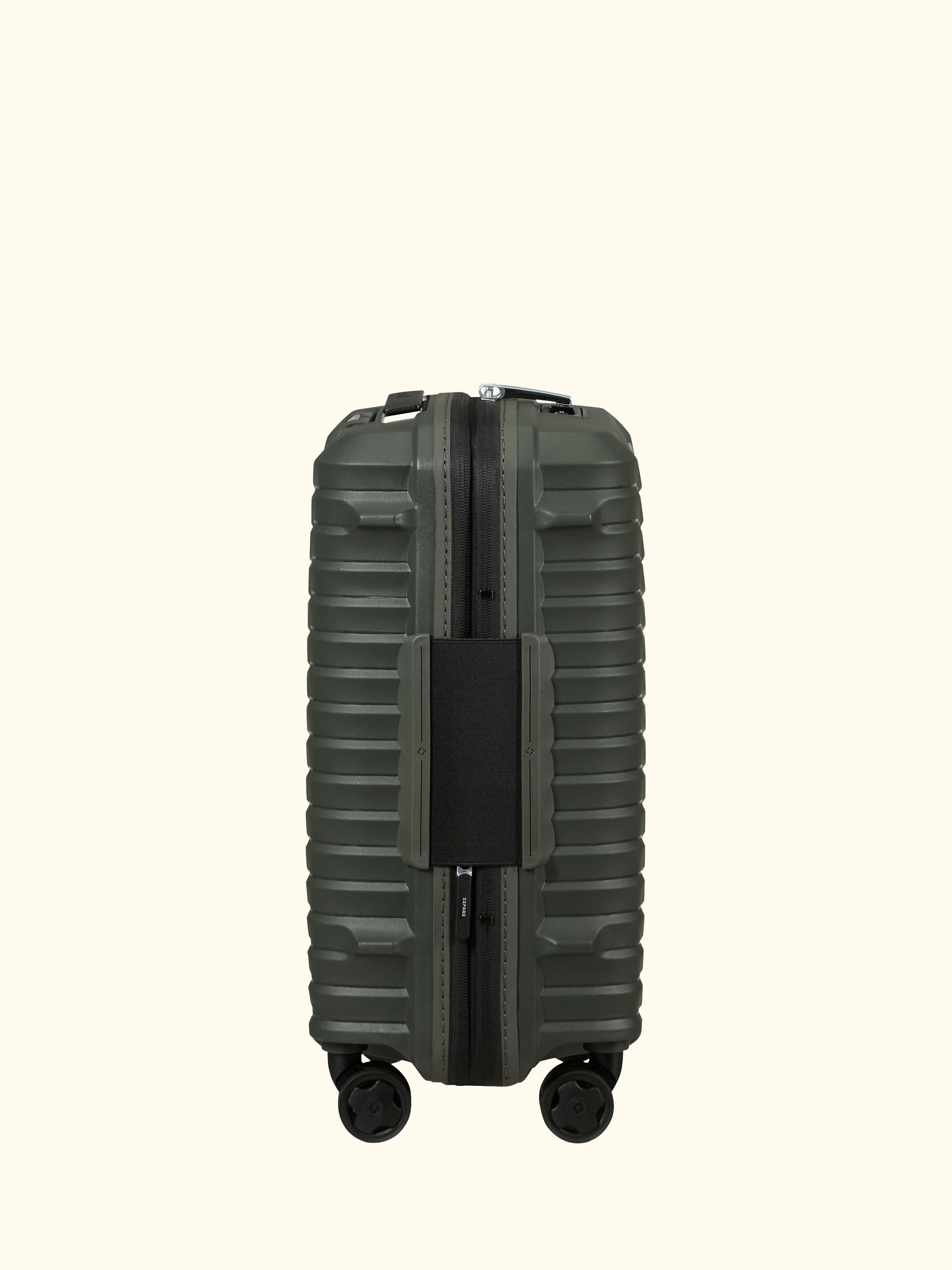 Upscape 45cm Expandable 4-Wheel Under Seater, 32L