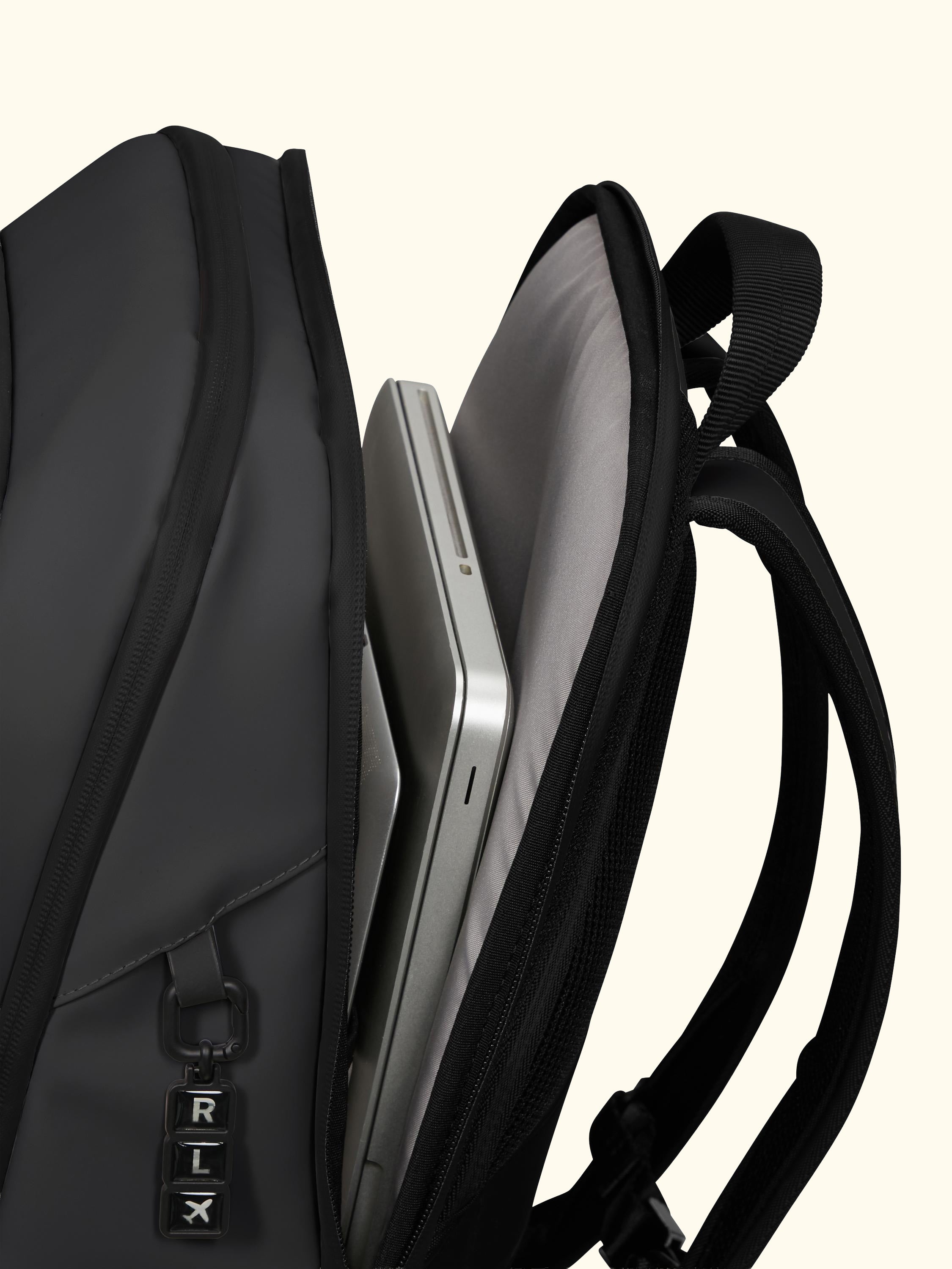 Glam-Go 15.6" Laptop Backpack, 20L