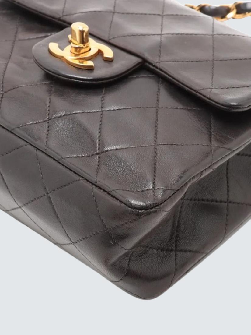 Pre-loved CHANEL Vintage 1994 Mini Lambskin Classic Single Flap Bag, Black