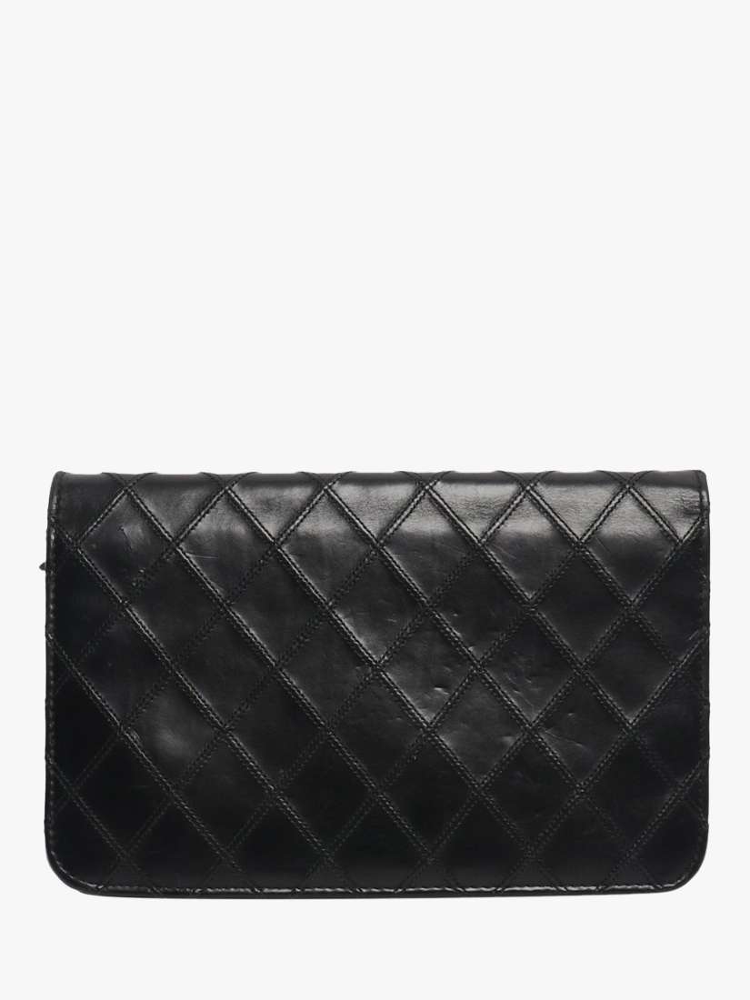 Pre-loved CHANEL 2011 Lambskin Chain Wallet, Black