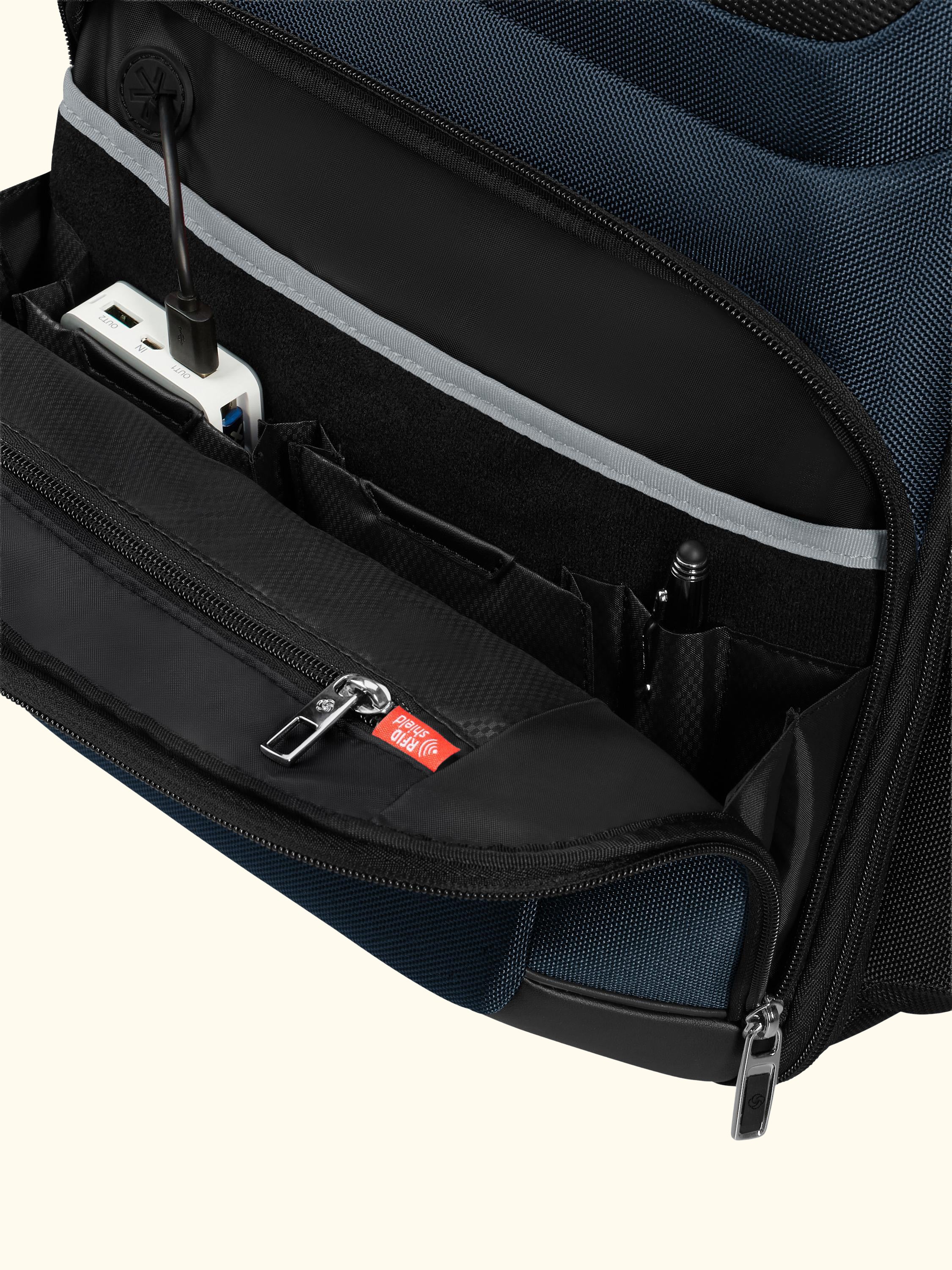 PRO-DLX 6 Underseat Backpack, Blue