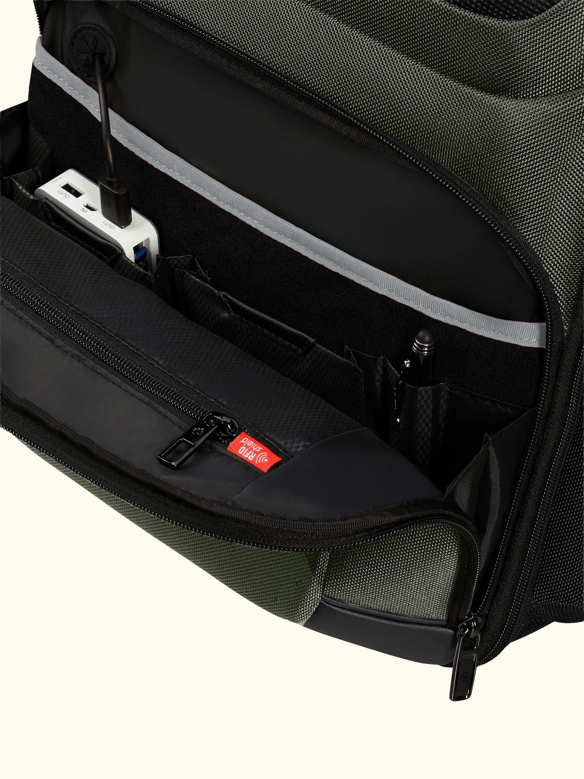 PRO-DLX 6 Backpack, Green