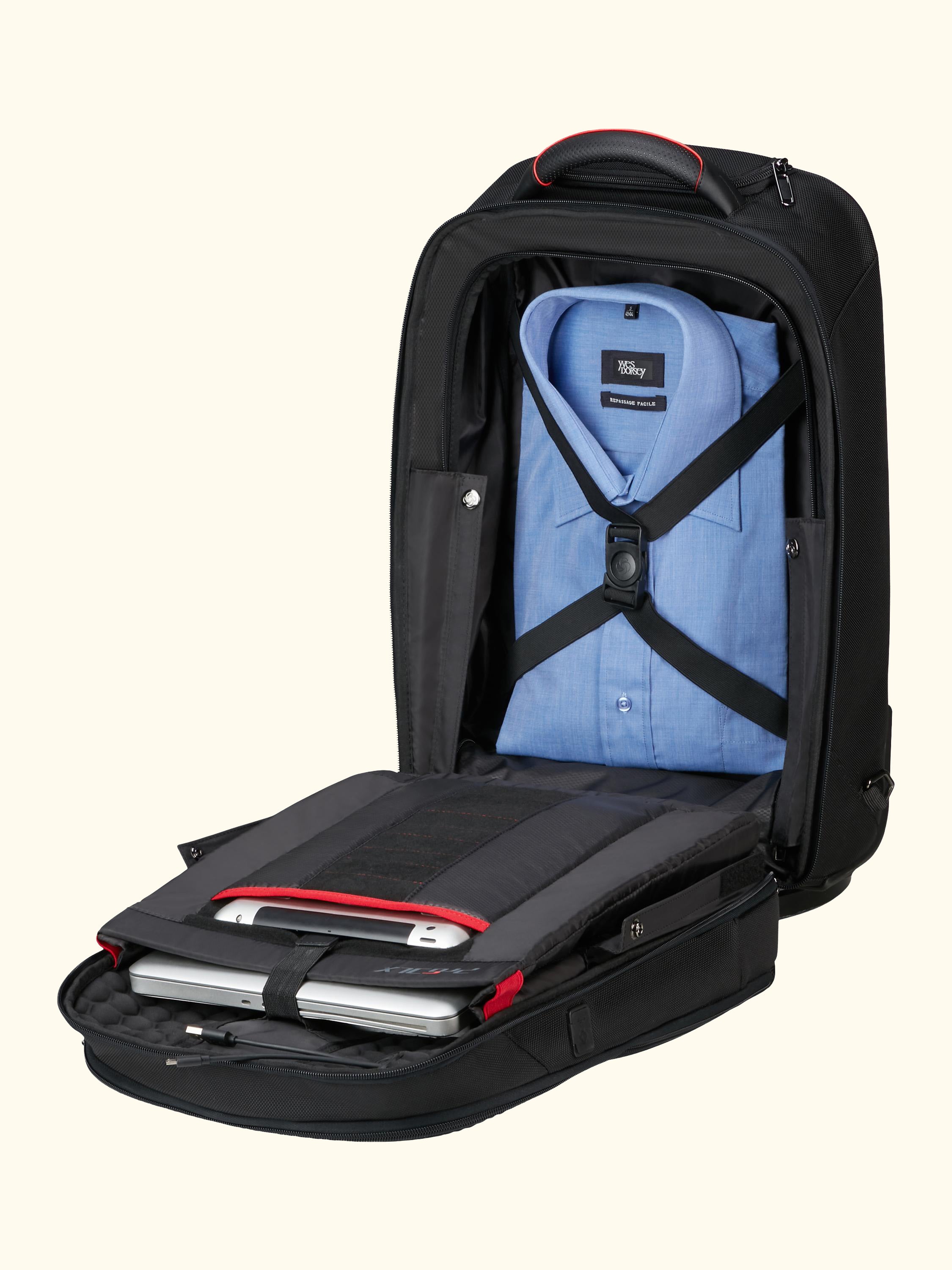 PRO-DLX 6 17.3" Laptop Backpack, Black