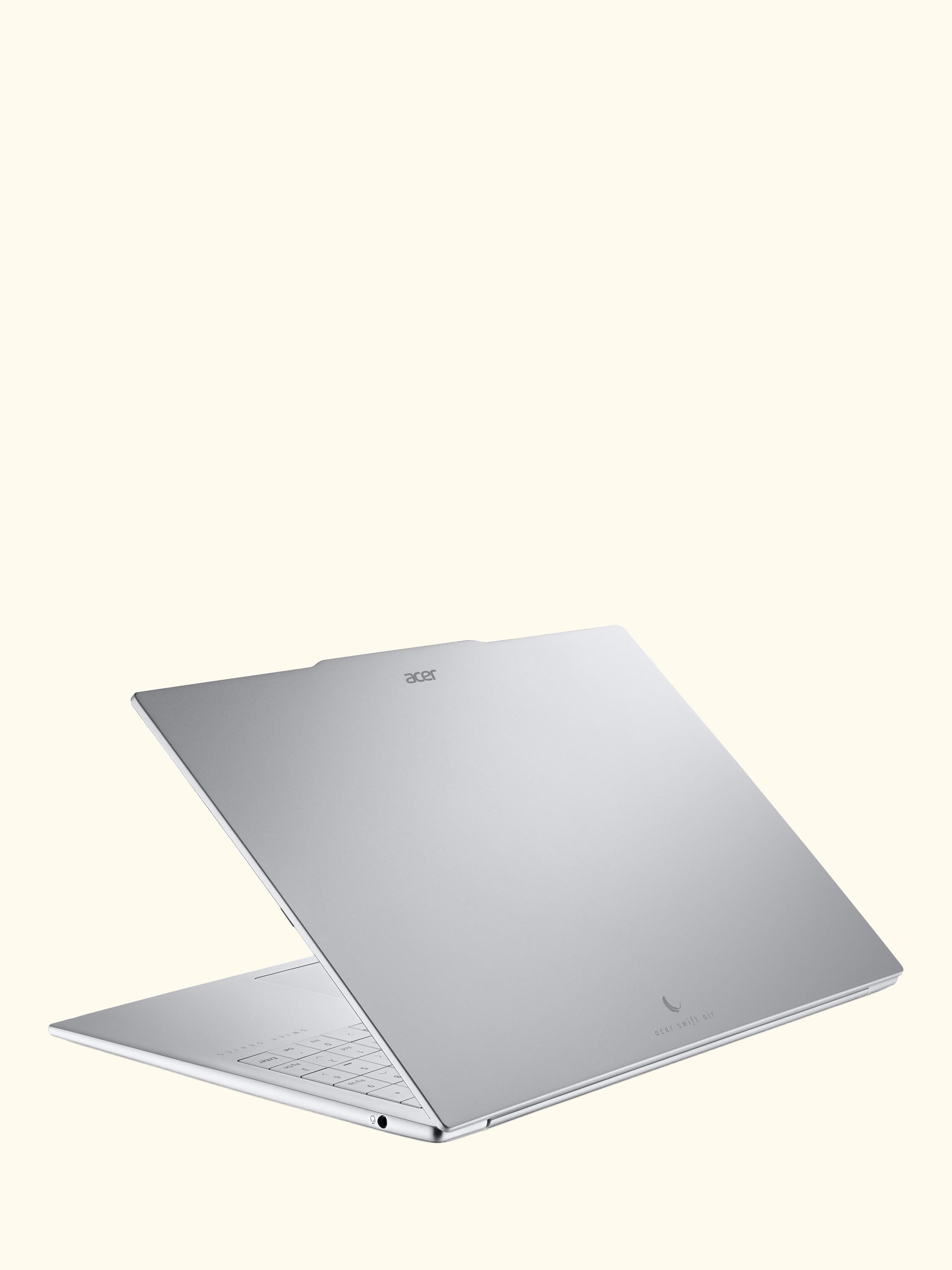 Swift Air 16 Copilot+ Laptop, AMD Ryzen AI 5 Processor, 16GB RAM, 512GB SSD, 16” WUXGA OLED, Silver