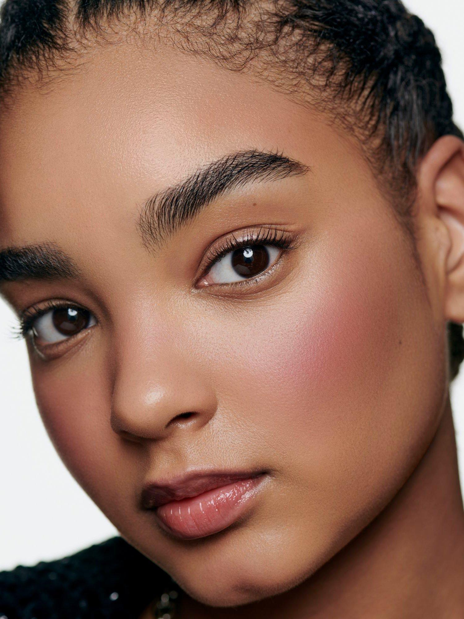 Les Beiges Healthy Glow Blush Exclusive Creation Fresh Liquid Blush
