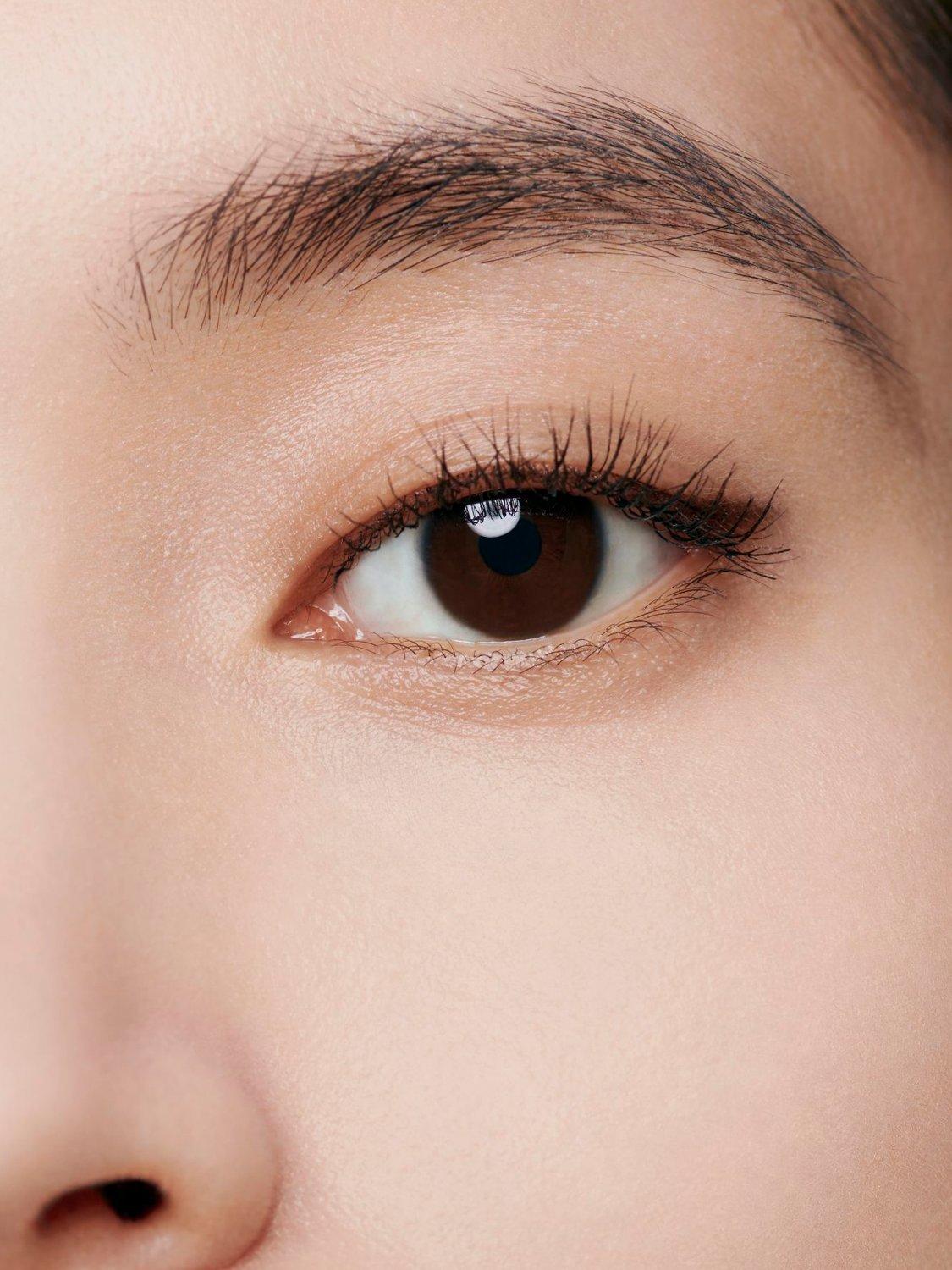 Les Beiges Serum Concealer Natural Healthy Glow