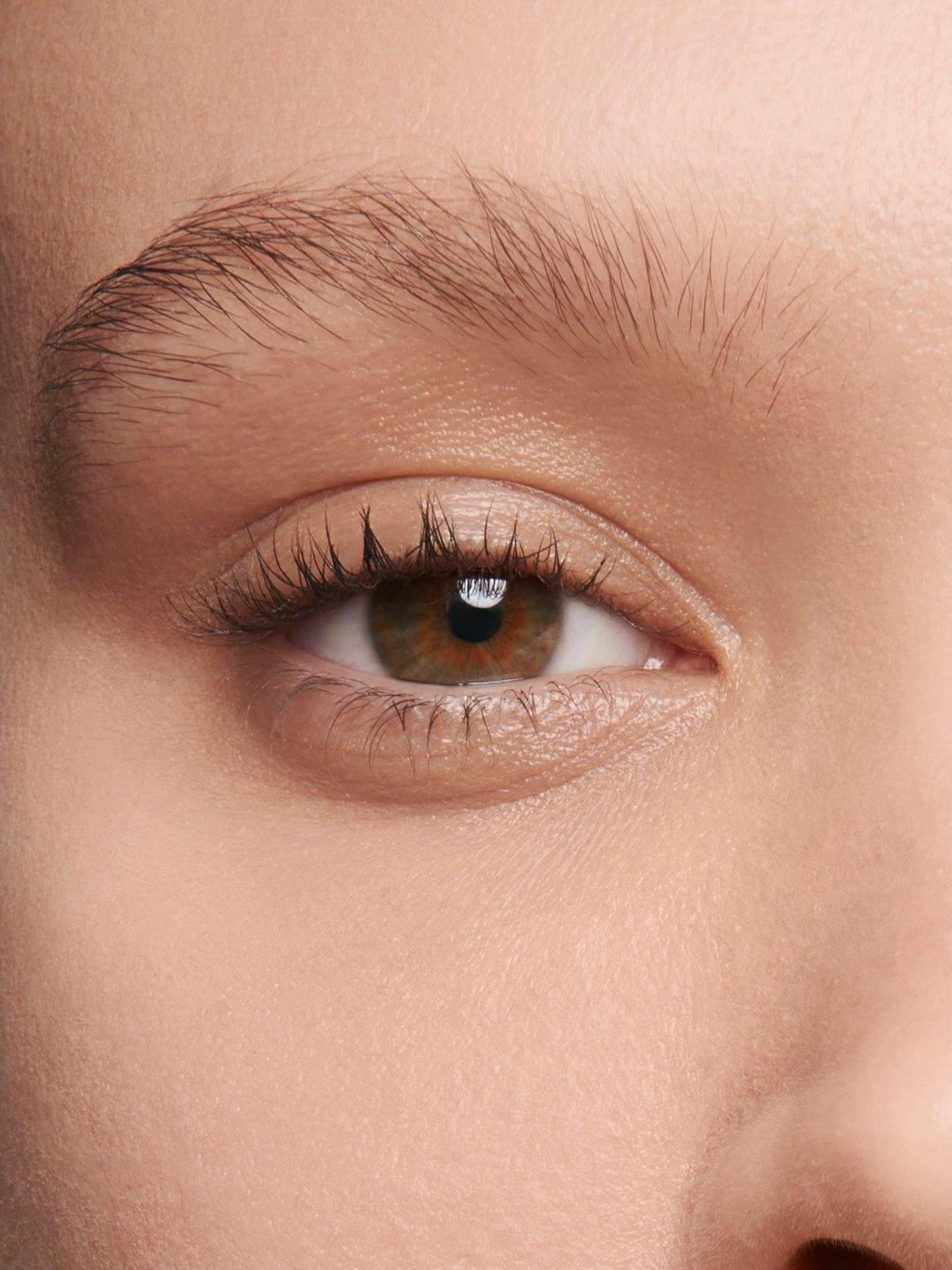 Les Beiges Serum Concealer Natural Healthy Glow