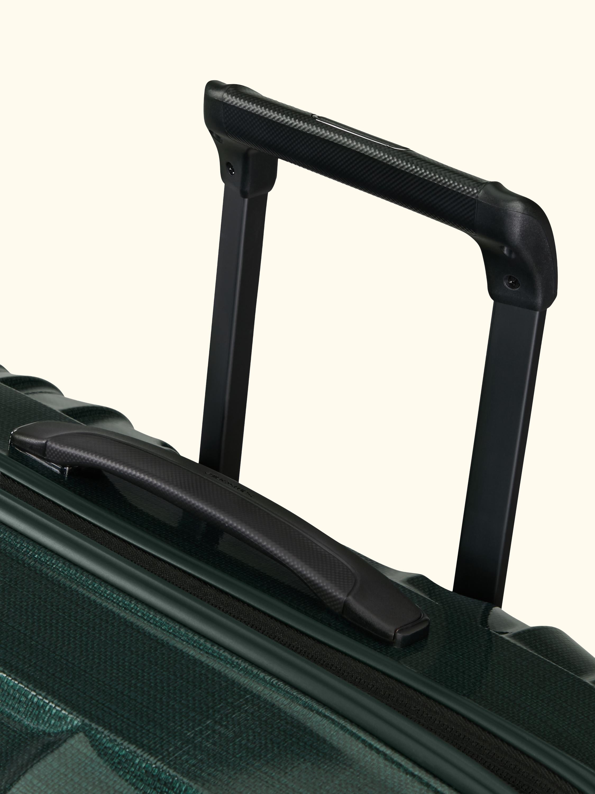 Nexis 82cm Expandable Double Wheel Spinner Suitcase, 134/147L, Black