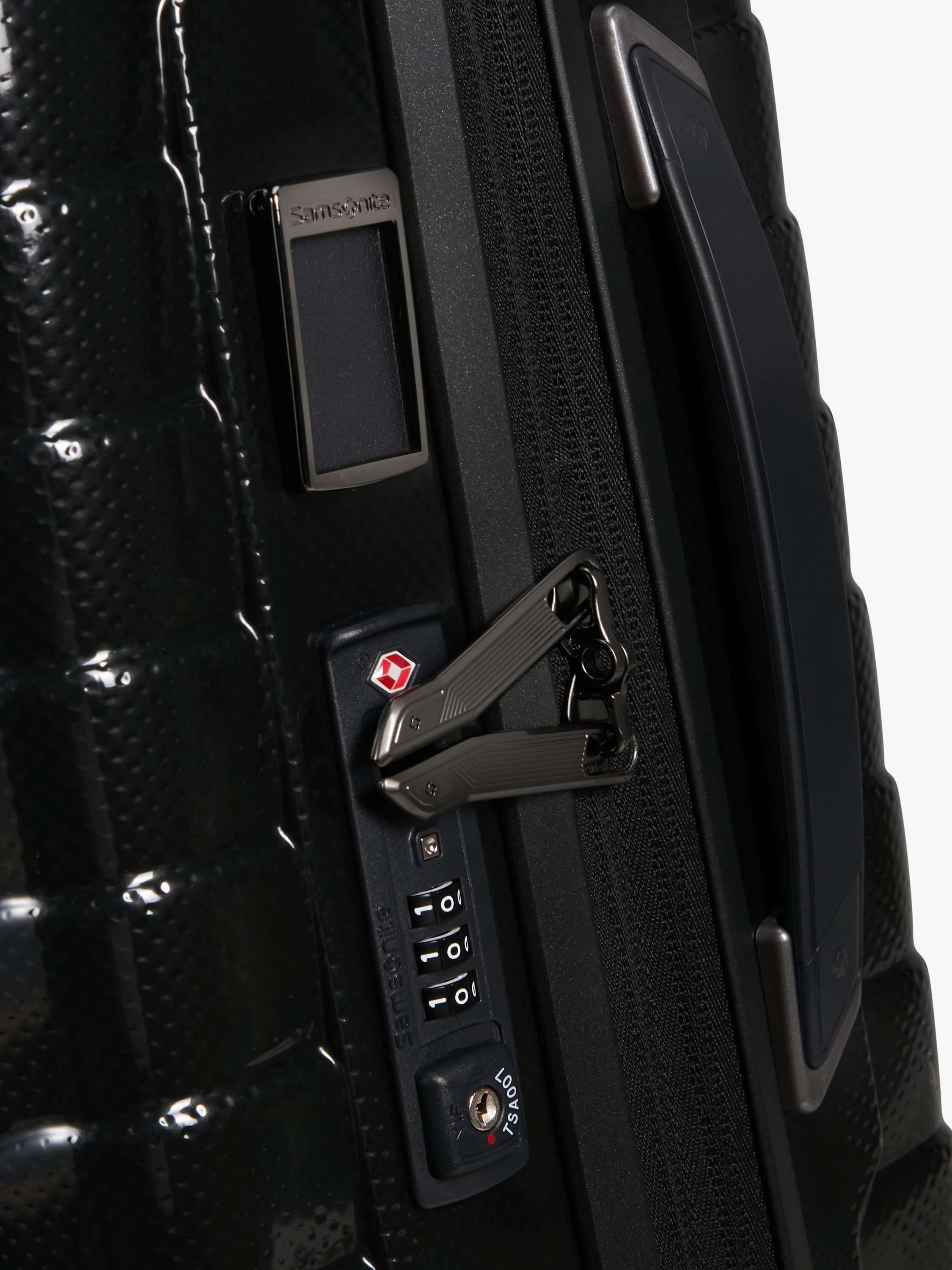 Proxis 55cm, 40cm Wide Expandable 4-Wheeled Cabin Suitcase 40/46