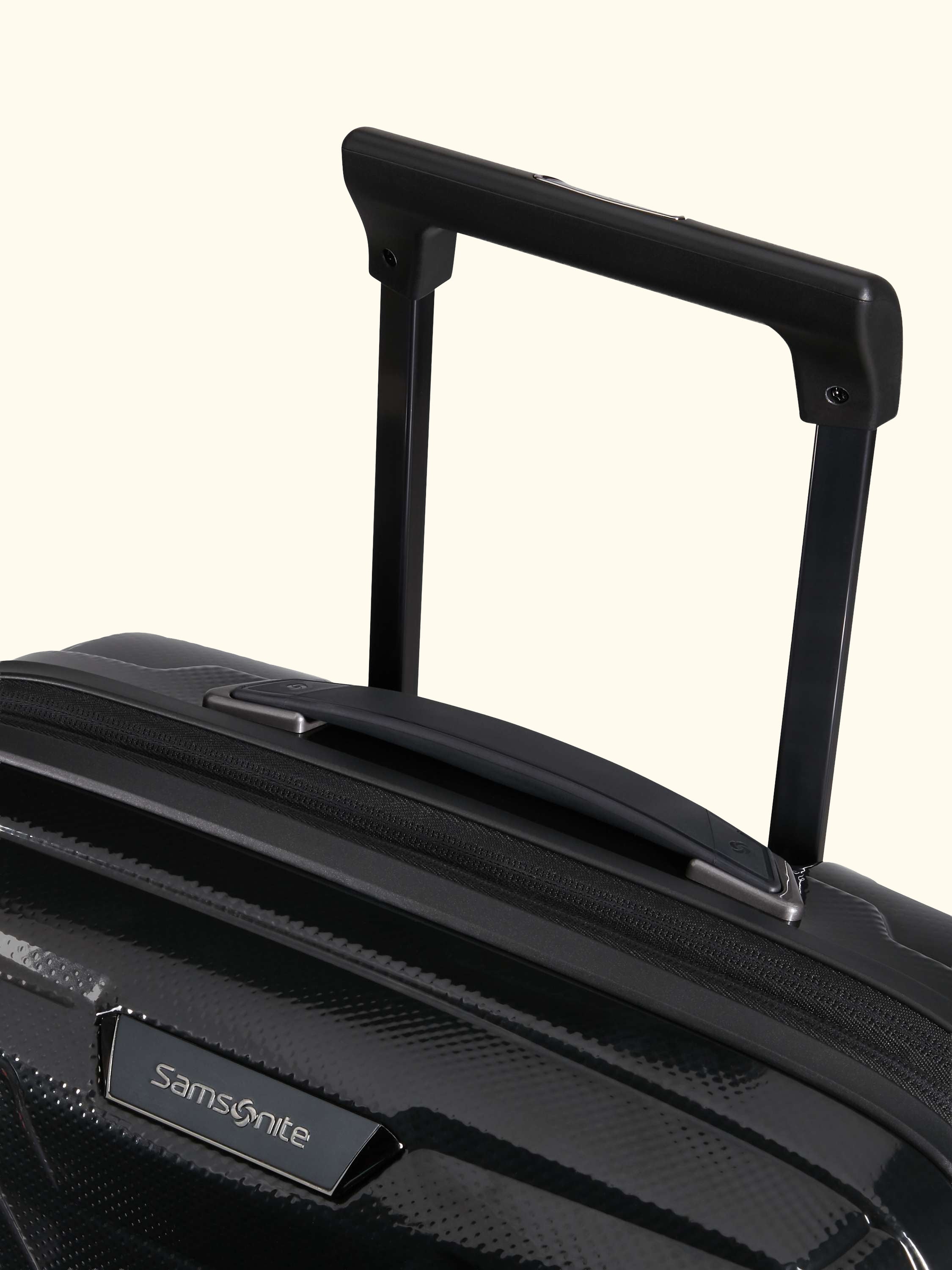 Proxis 55cm, 40cm Wide Expandable 4-Wheeled Cabin Suitcase 40/46