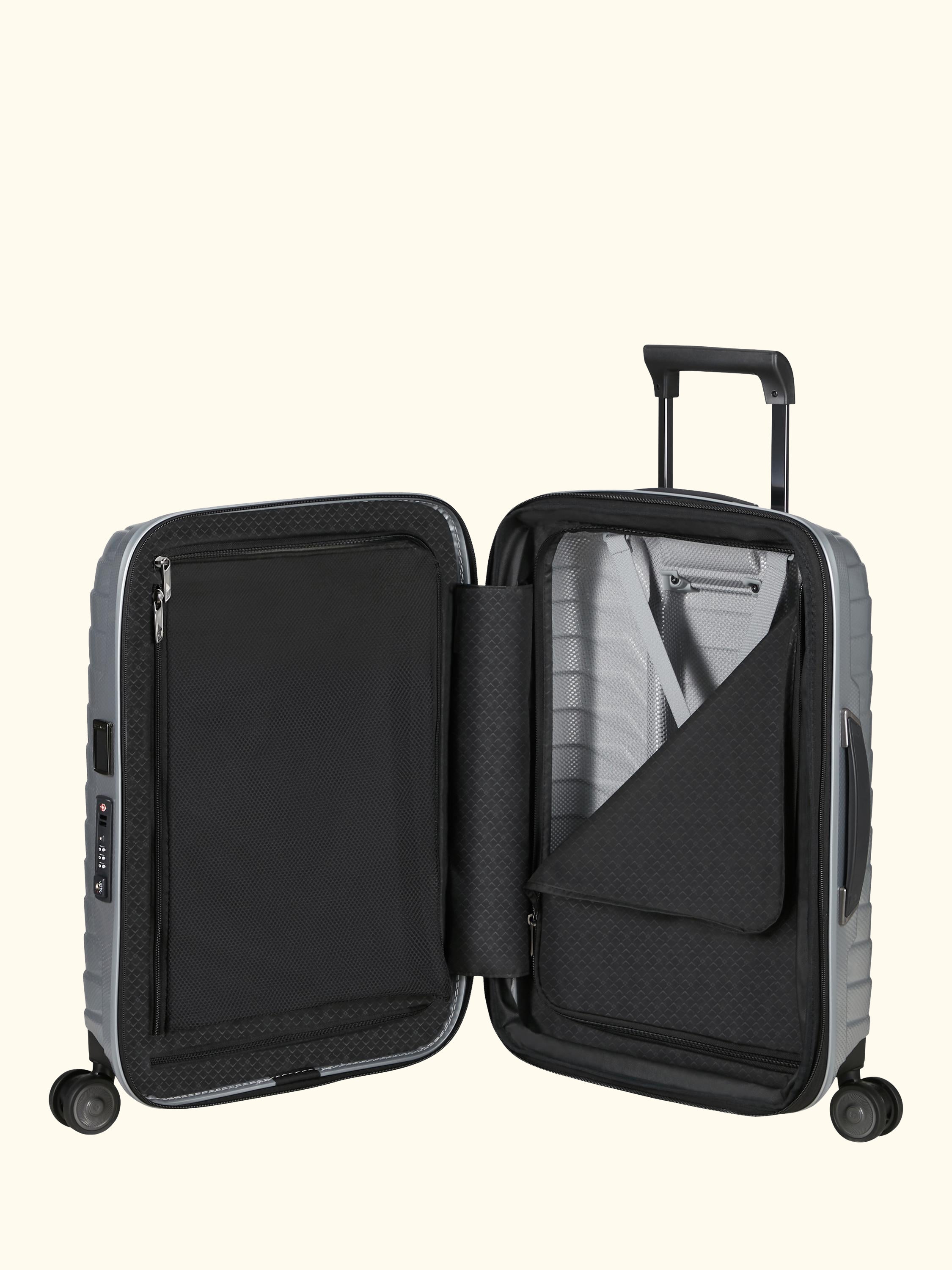 Proxis 55cm, 40cm Wide Expandable 4-Wheeled Cabin Suitcase 40/46
