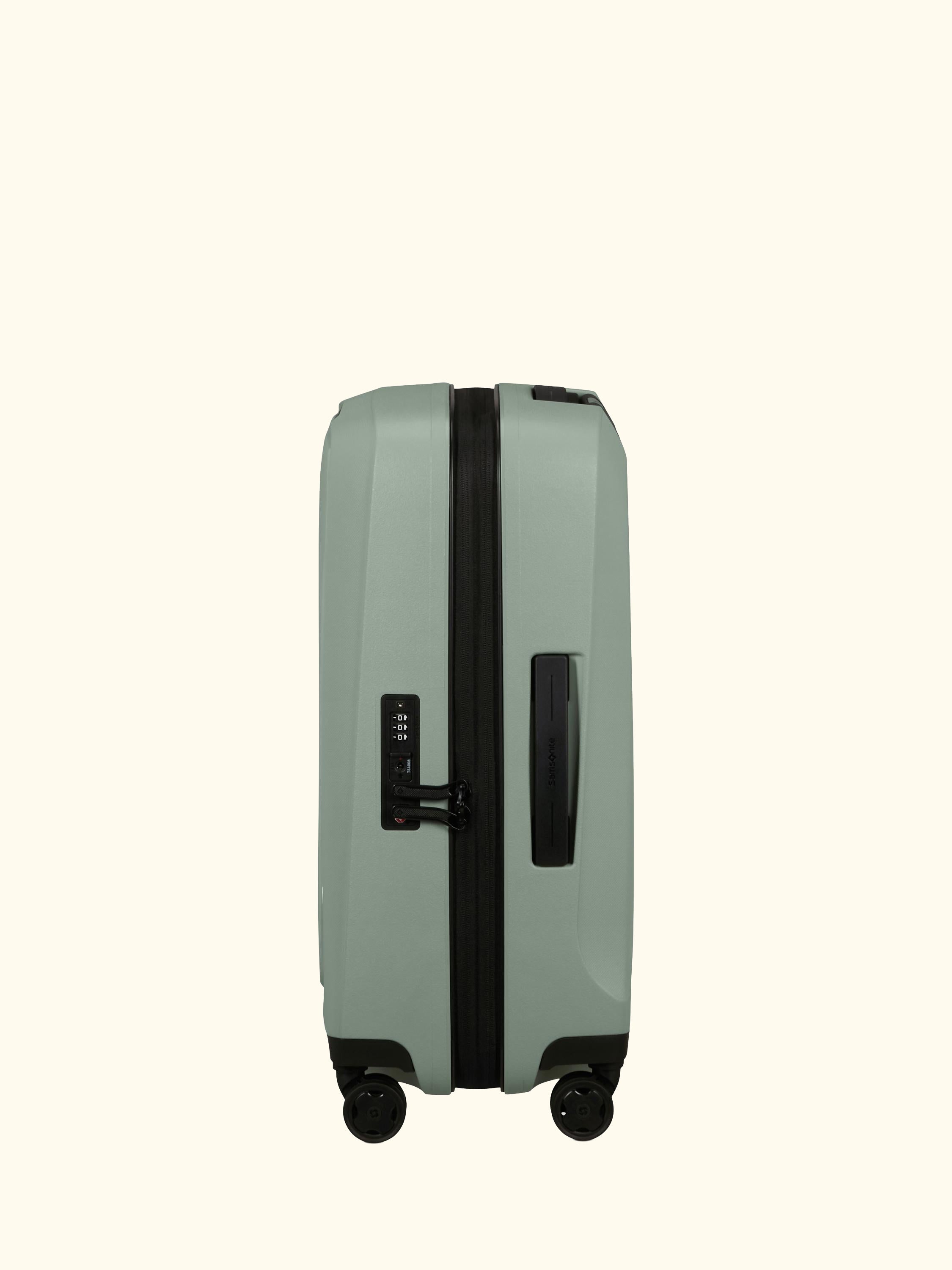 Essens 55cm Zipped Expandable 8-Wheel Cabin Suitcase, 23/26L