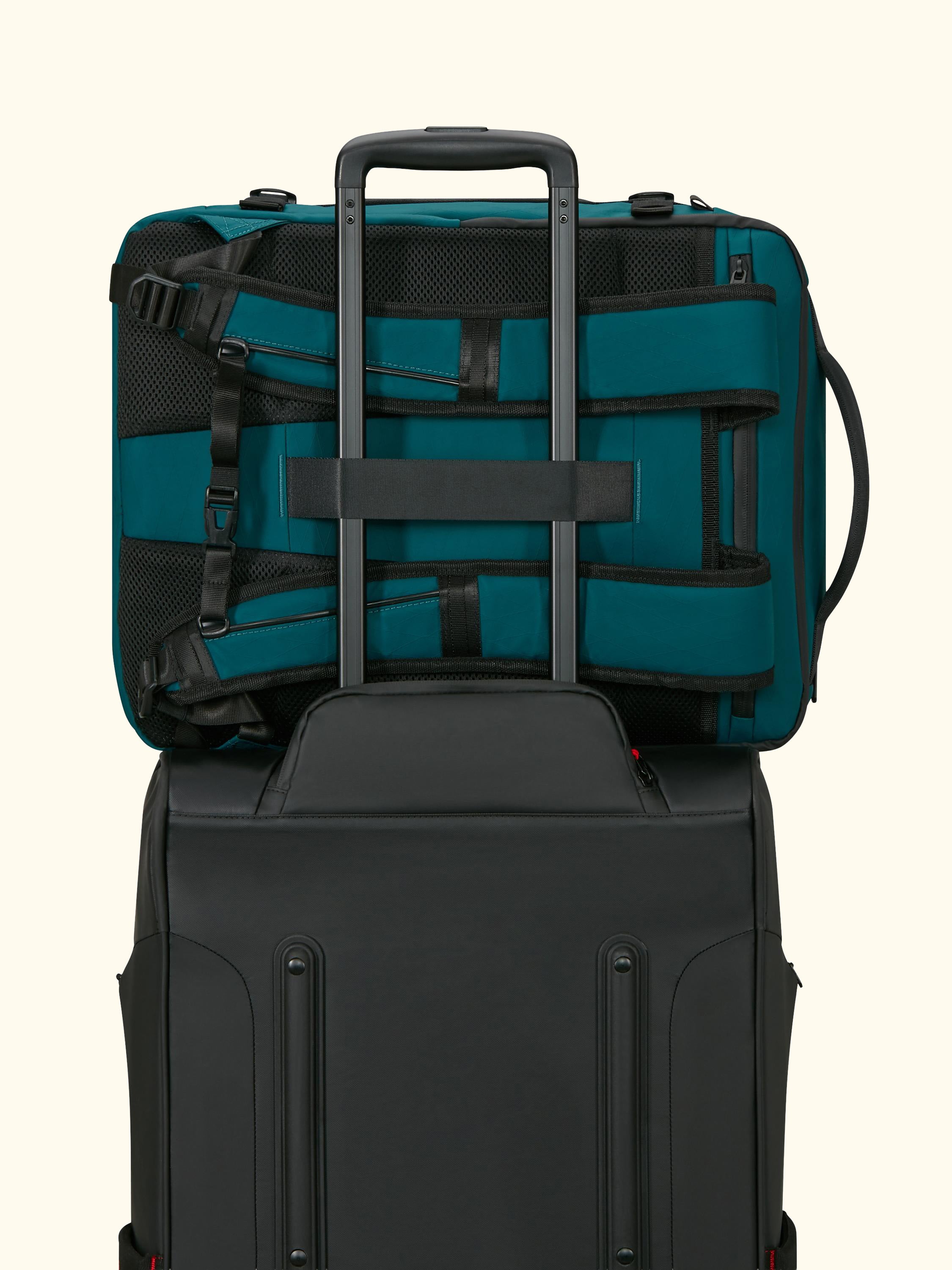 Cabin Pack Medium Travel Backpack, 37L