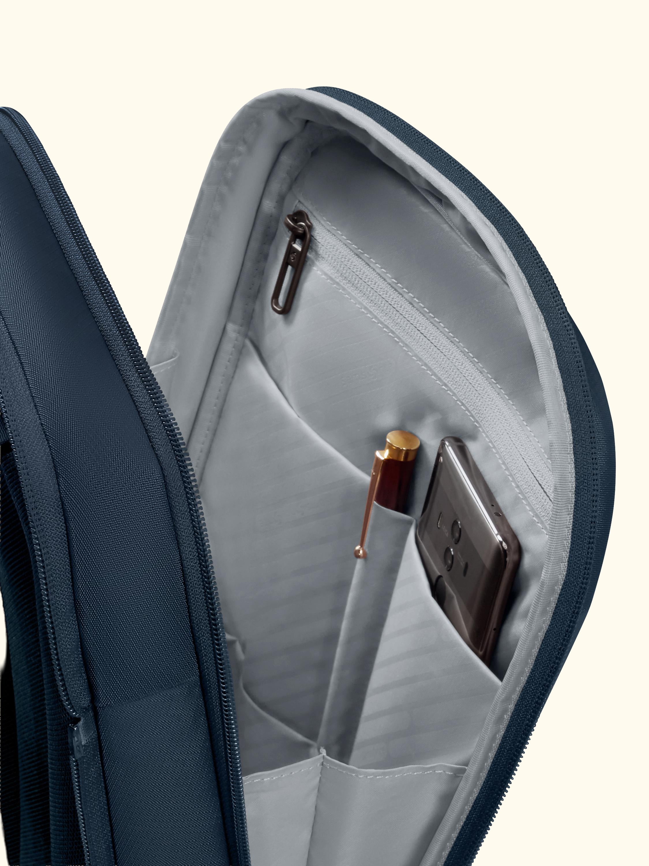 Paralux Collection 2-In-1 Backpack, 26L