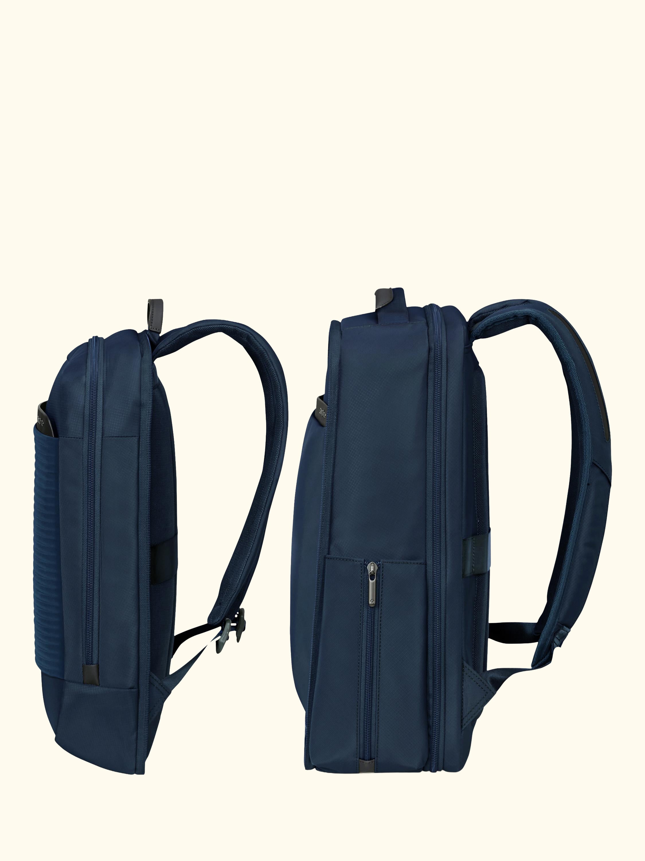 Paralux Collection 2-In-1 Backpack, 26L