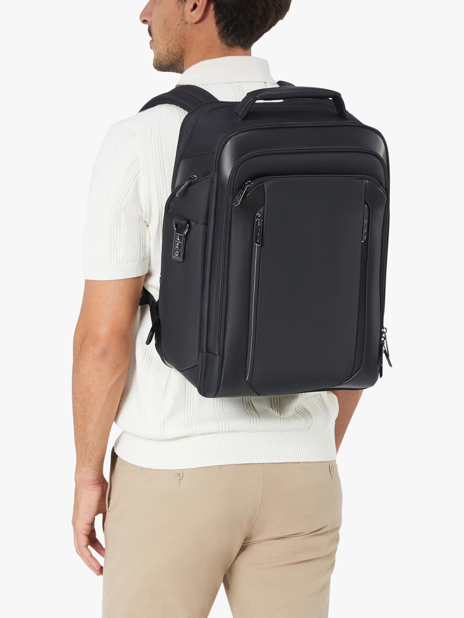 Spectrolite 4.0 17.3" Backpack, 29/35L, Black