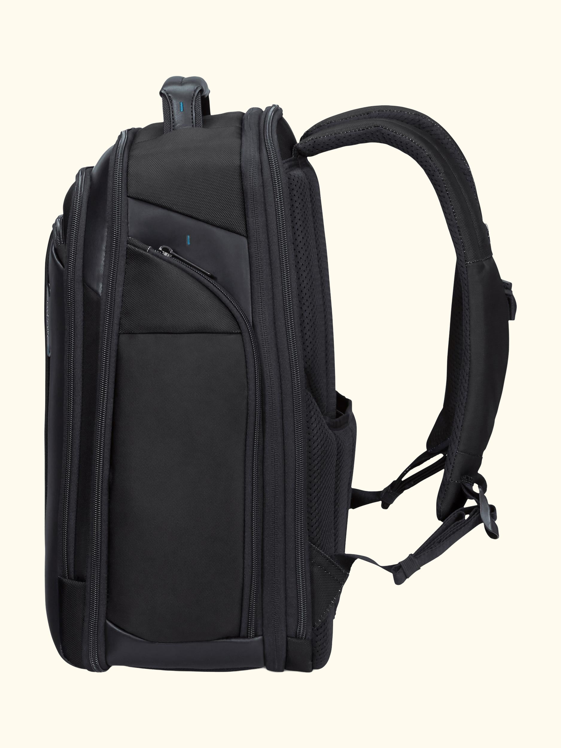 Spectrolite 4.0 17.3" Backpack, 29/35L, Black