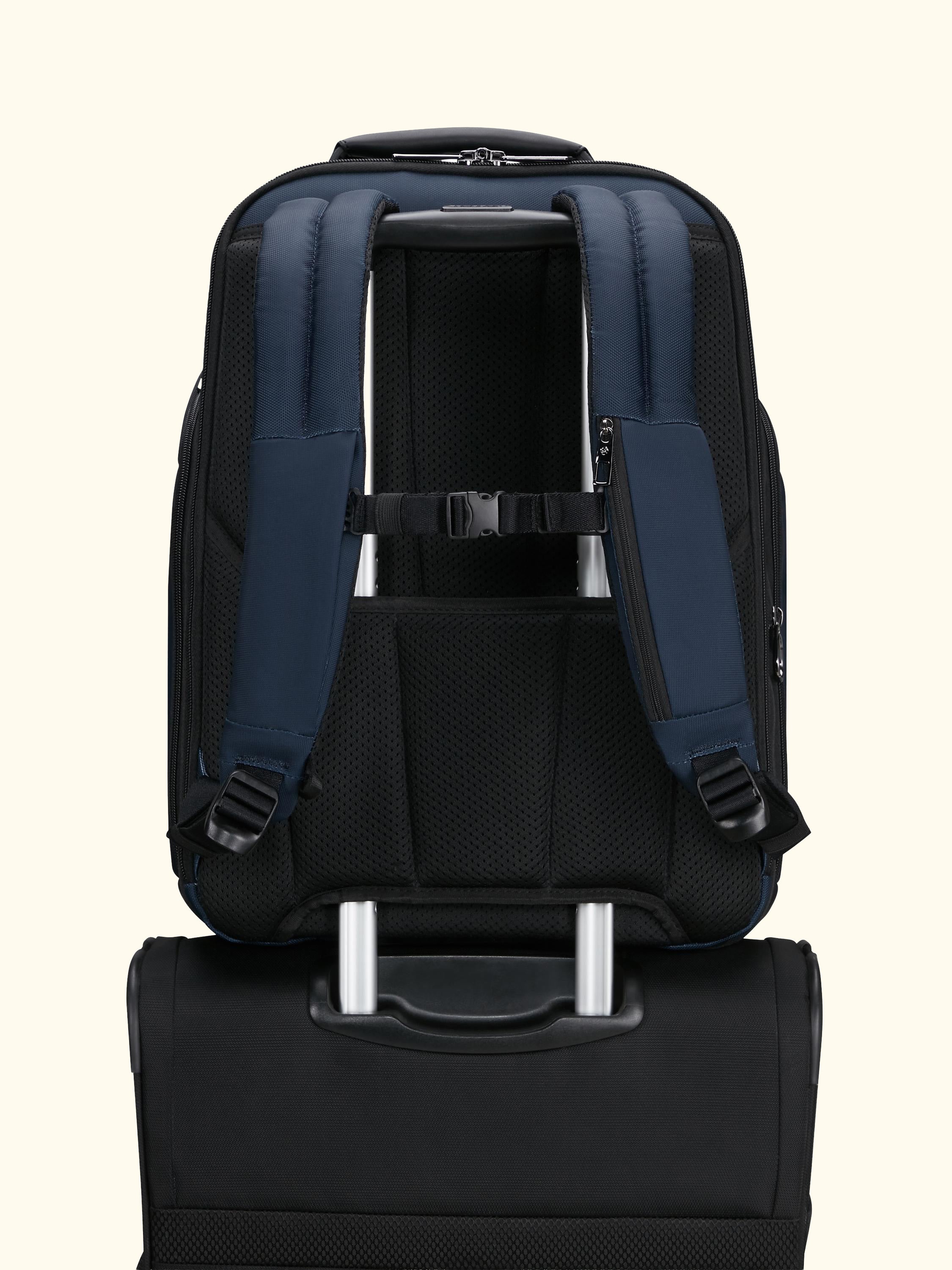 Spectrolite 4.0 17.3" Backpack, 29/35L, Blue