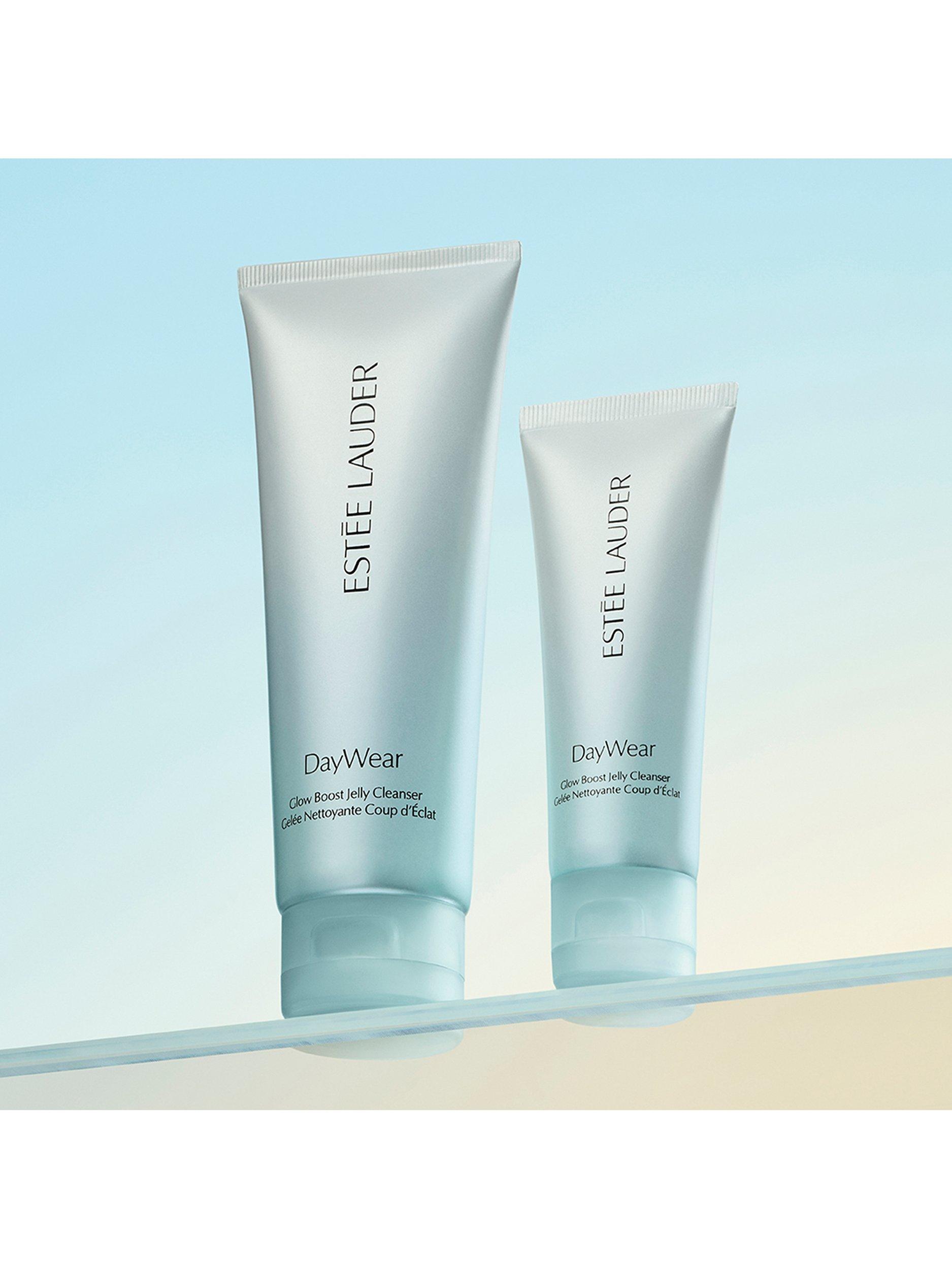DayWear Glow Boost Gel Cleanser, 125ml