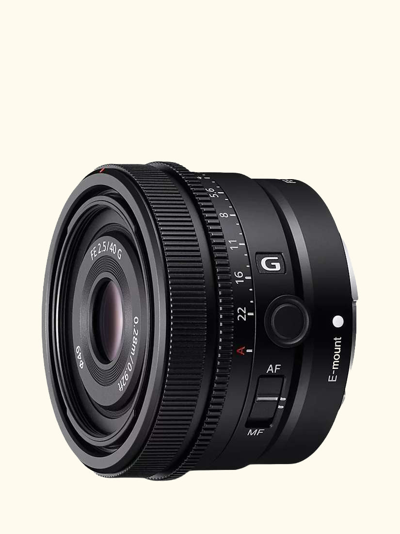 SEL40F25GB FE 40mm f/2.5 Wide Angle Lens, Black