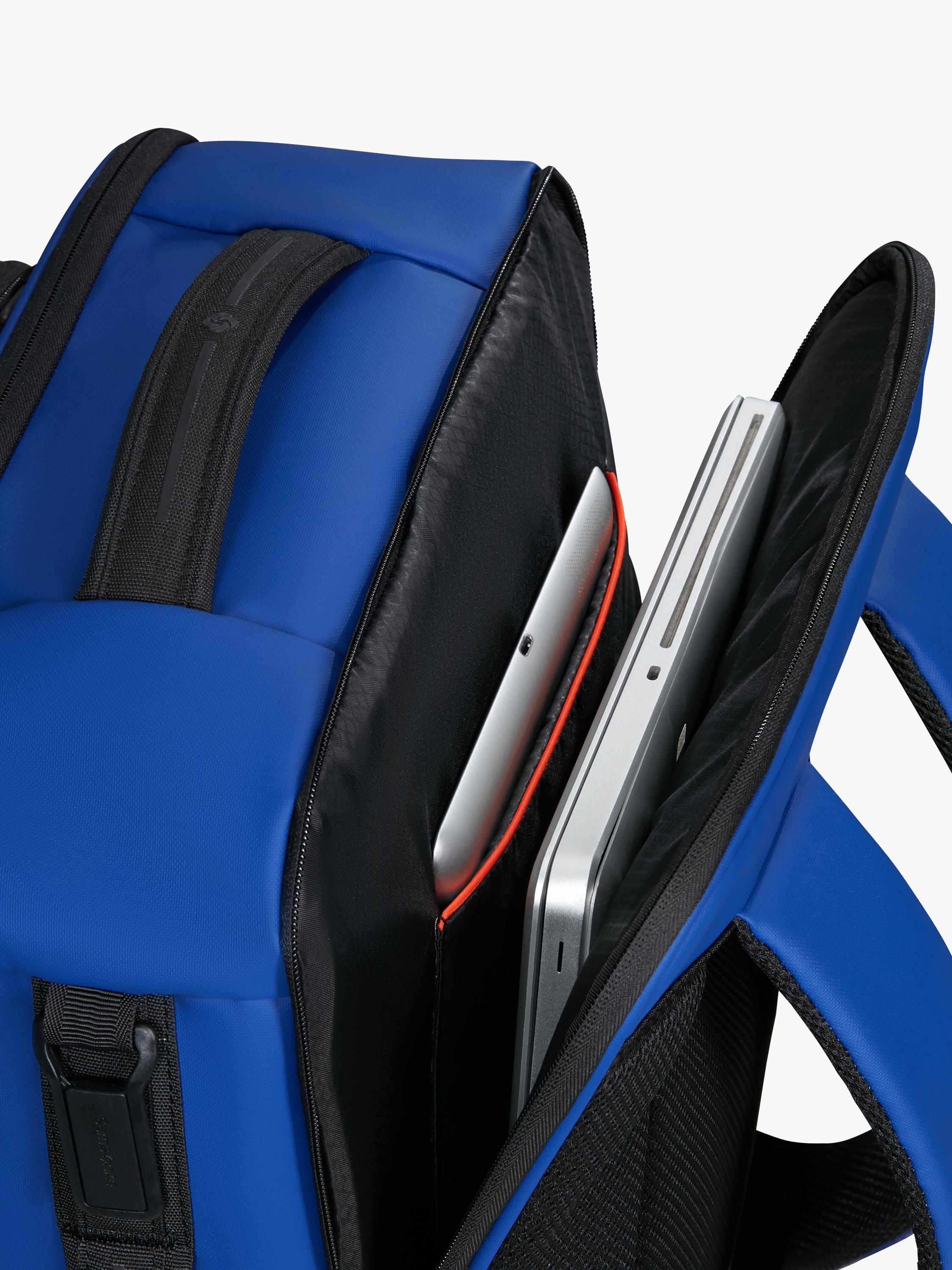 Glazed Medium 17.3" Travel Backpack, 33L