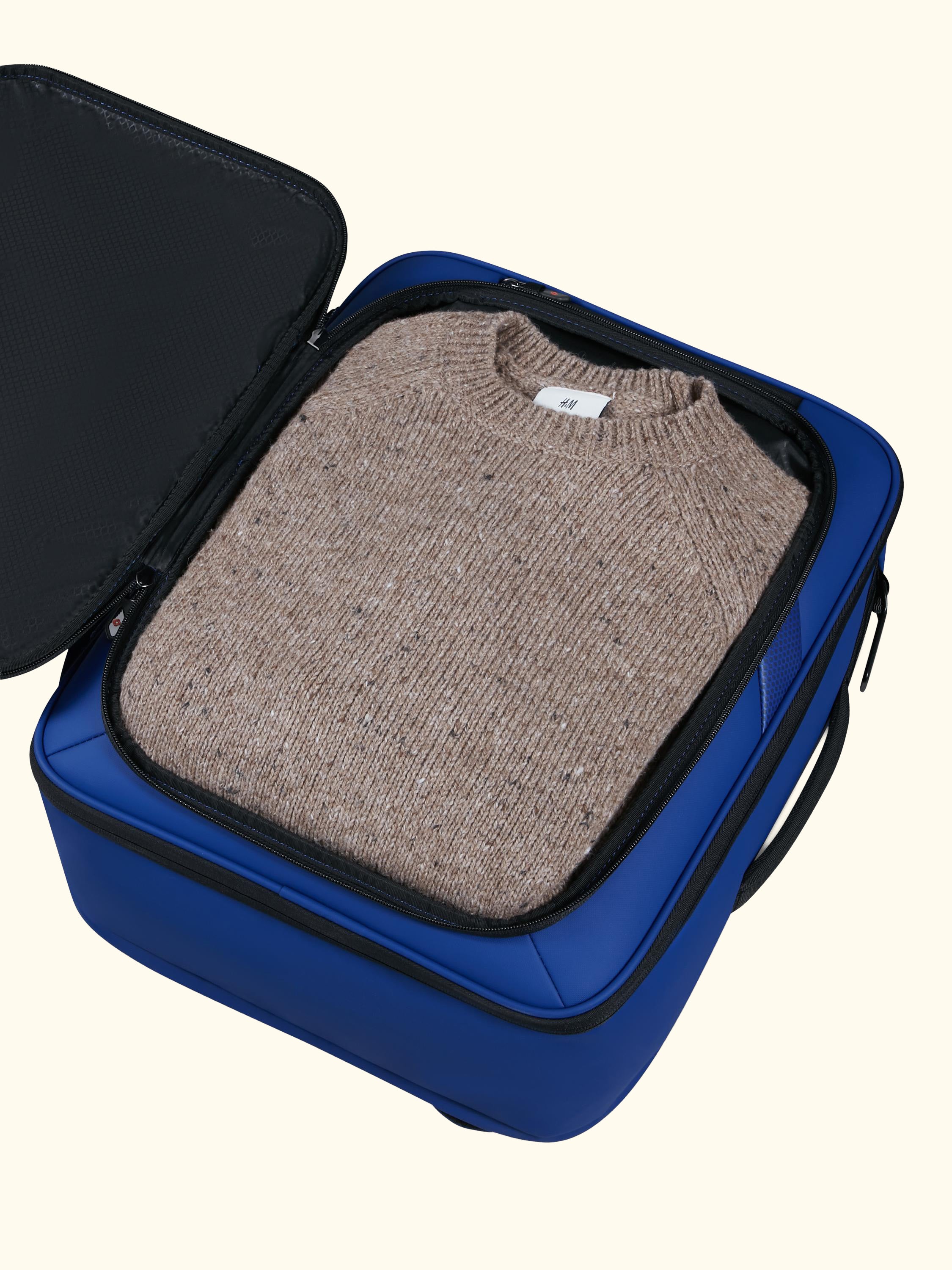 Glazed Medium 17.3" Travel Backpack, 33L