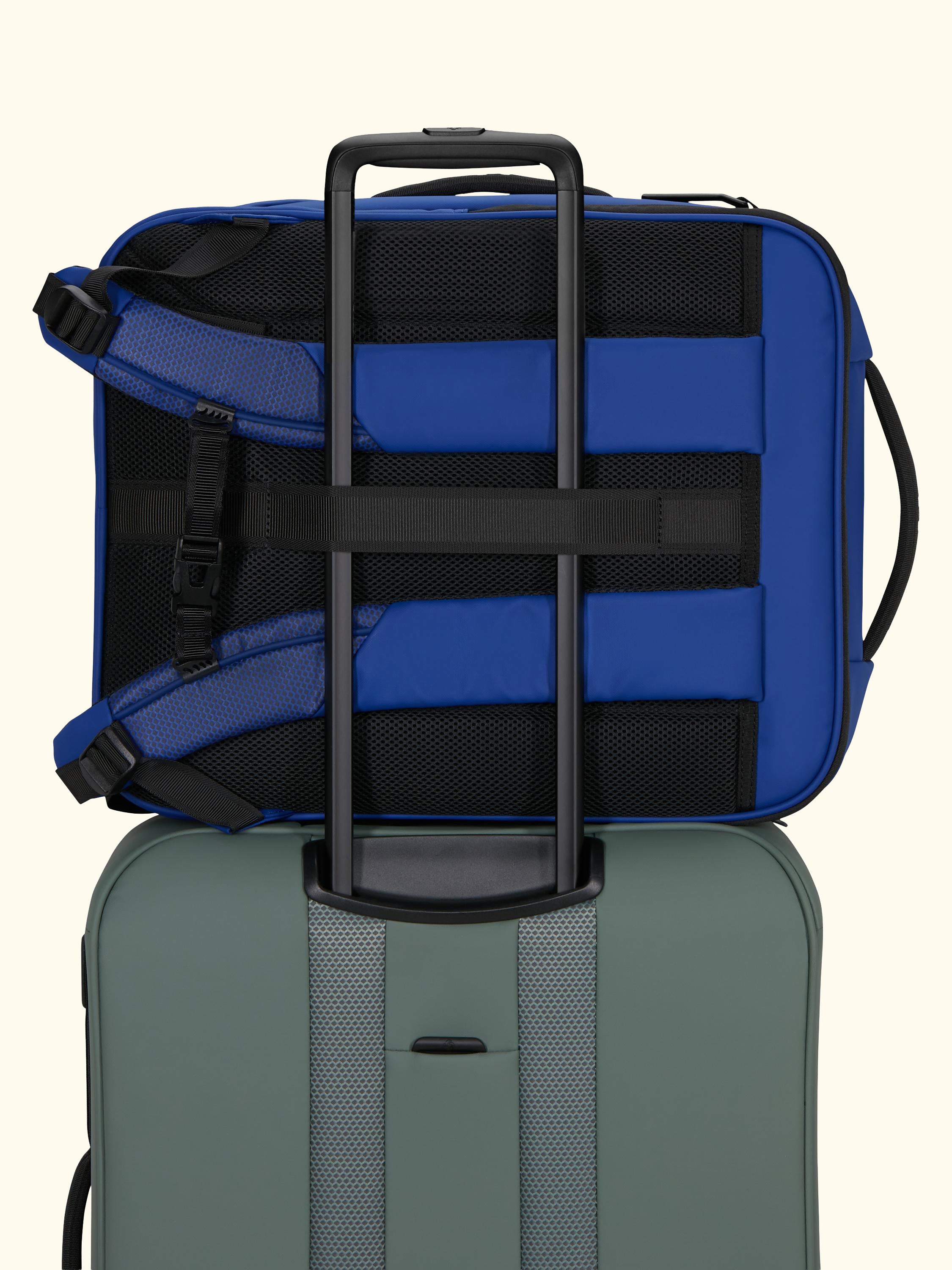 Glazed Medium 17.3" Travel Backpack, 33L