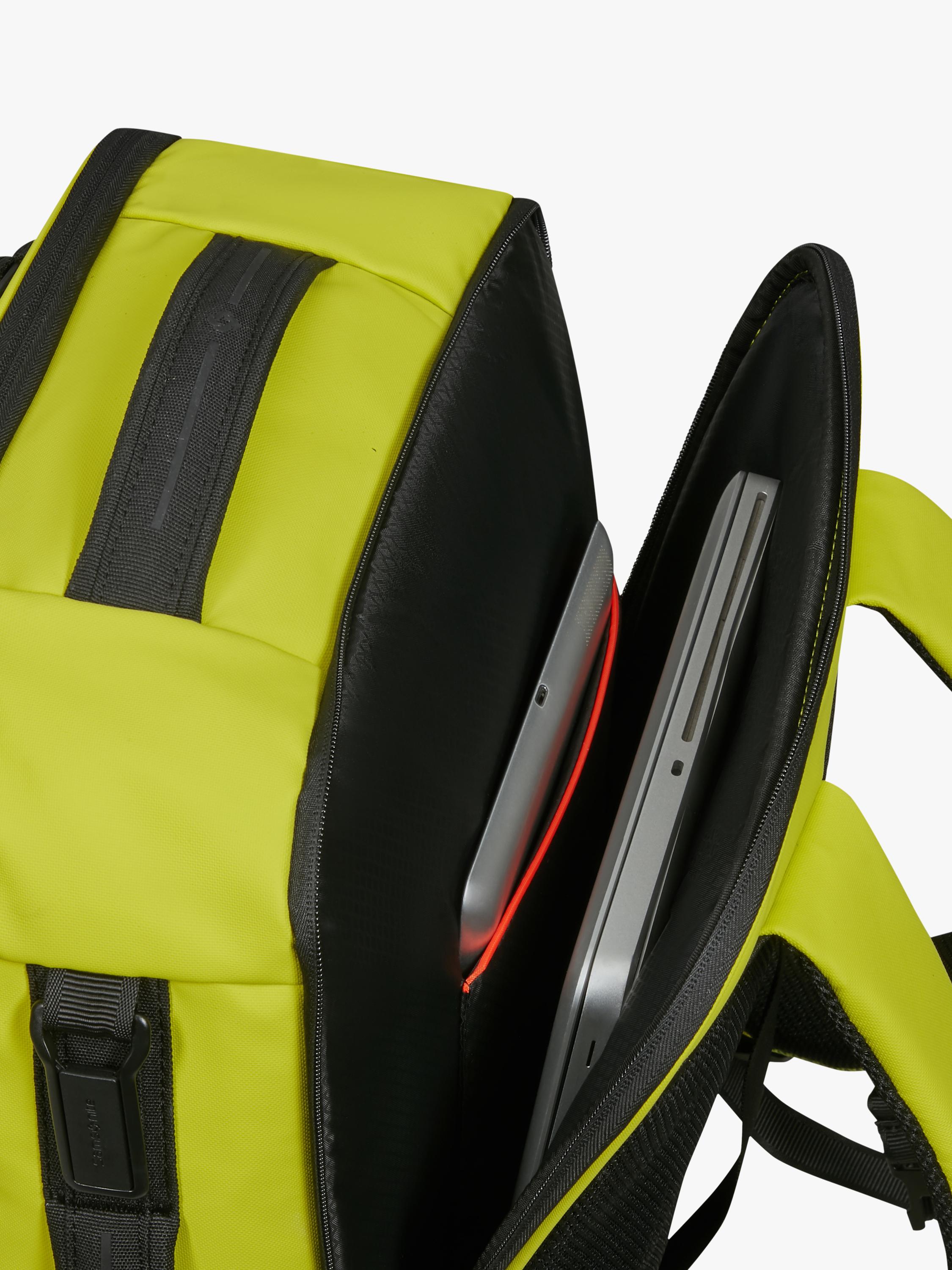 Glazed Medium 17.3" Travel Backpack, 33L