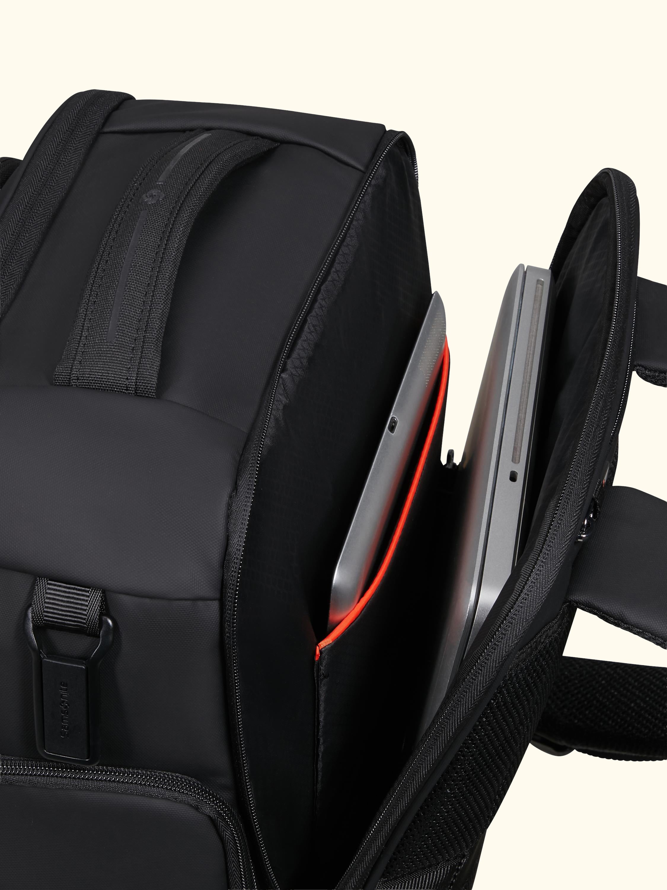 Glazed Small 15.6" Travel Backpack, 25L