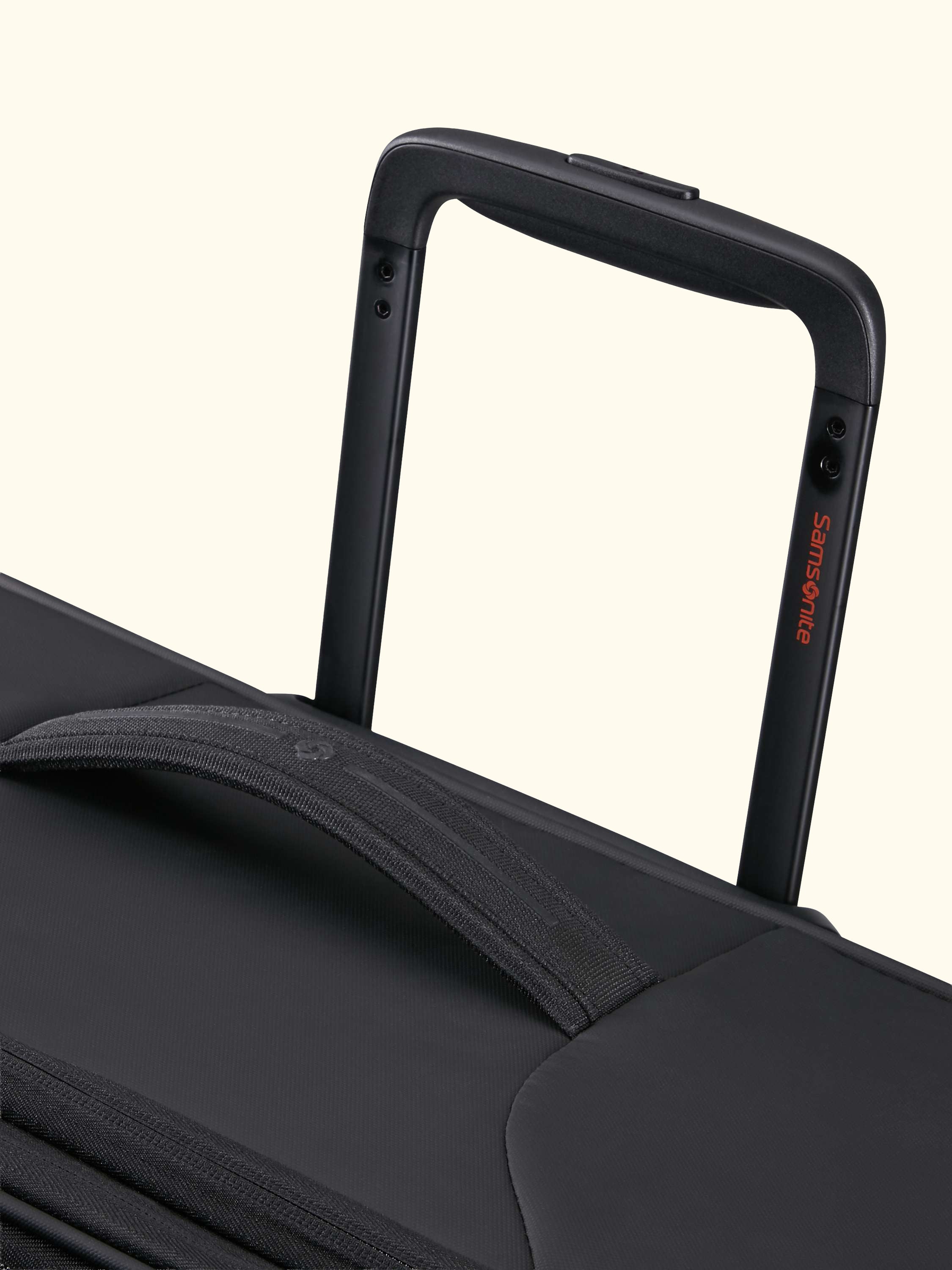 Glazed 67cm Expandable 8-Wheel Suitcase, 83/94L, Black