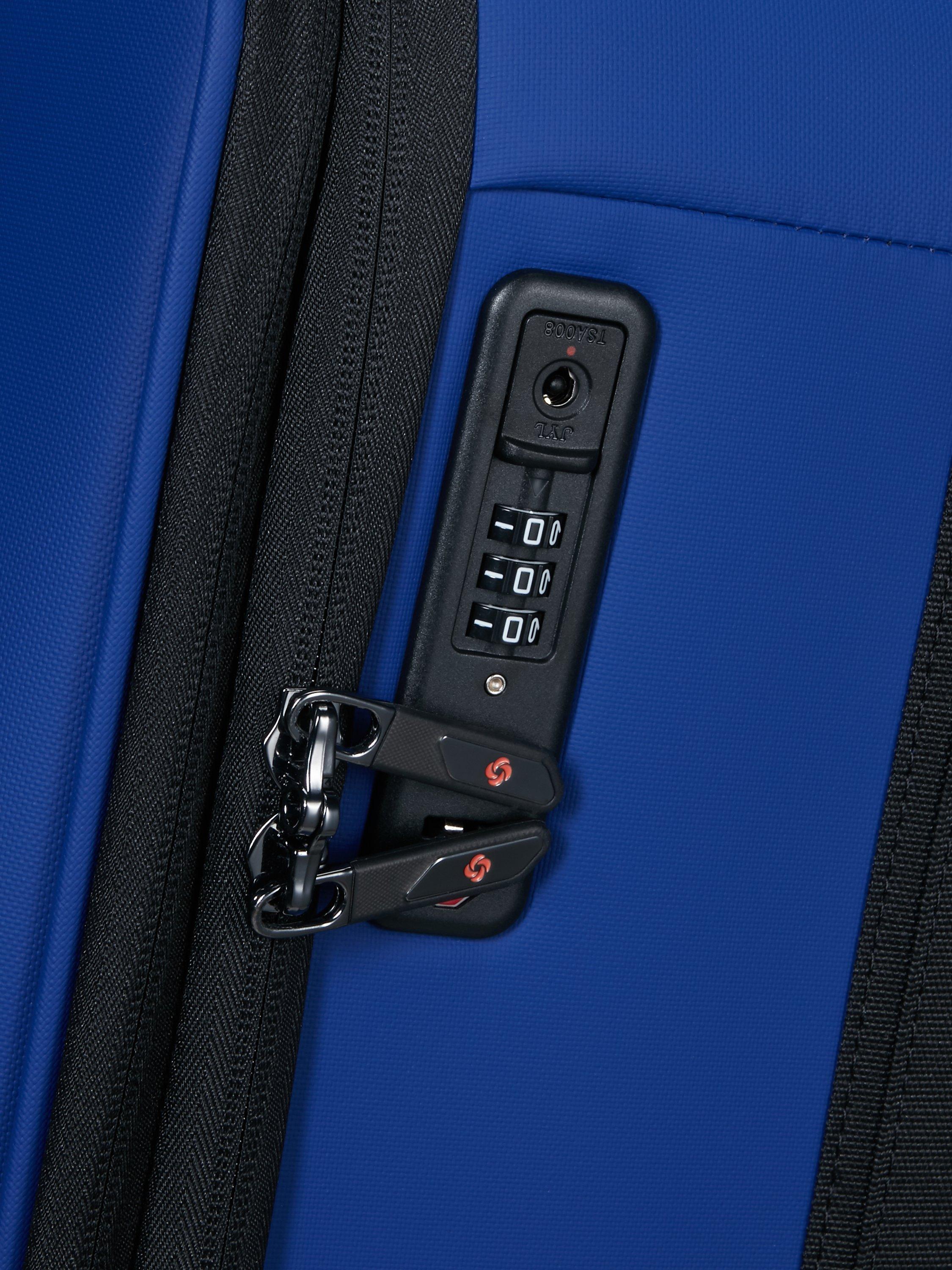 Glazed 78cm Expandable 8-Wheel Suitcase, 125/141L