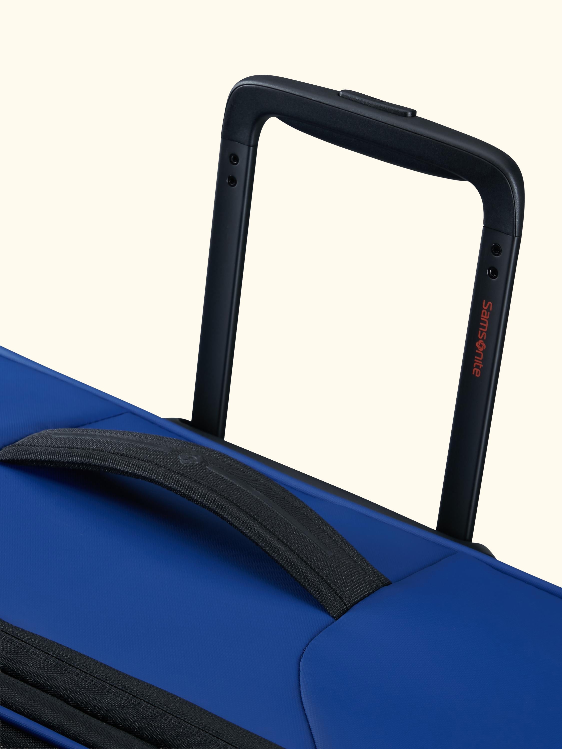 Glazed 78cm Expandable 8-Wheel Suitcase, 125/141L