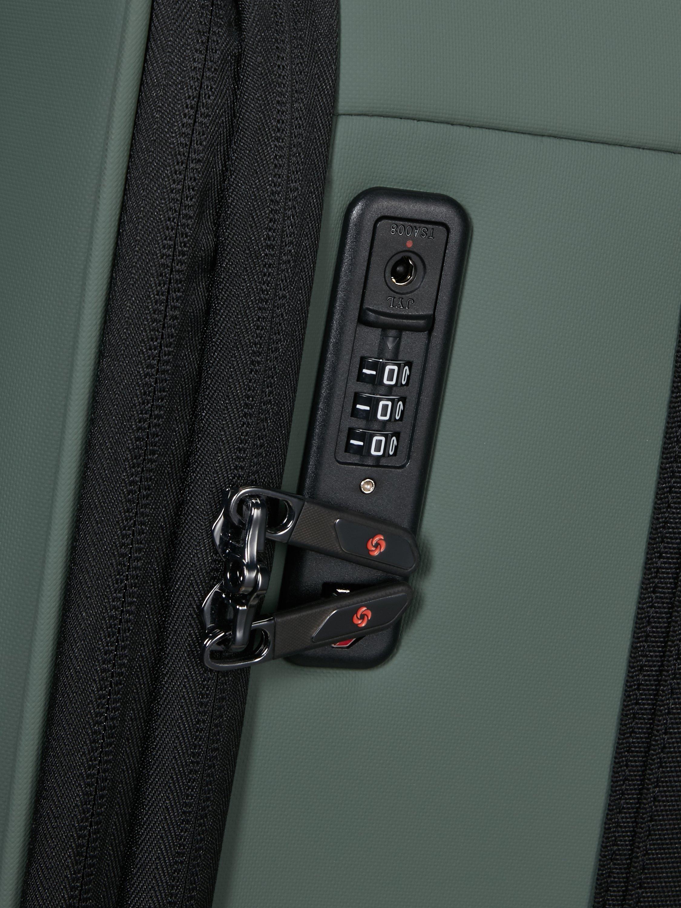 Glazed 78cm Expandable 8-Wheel Suitcase, 125/141L