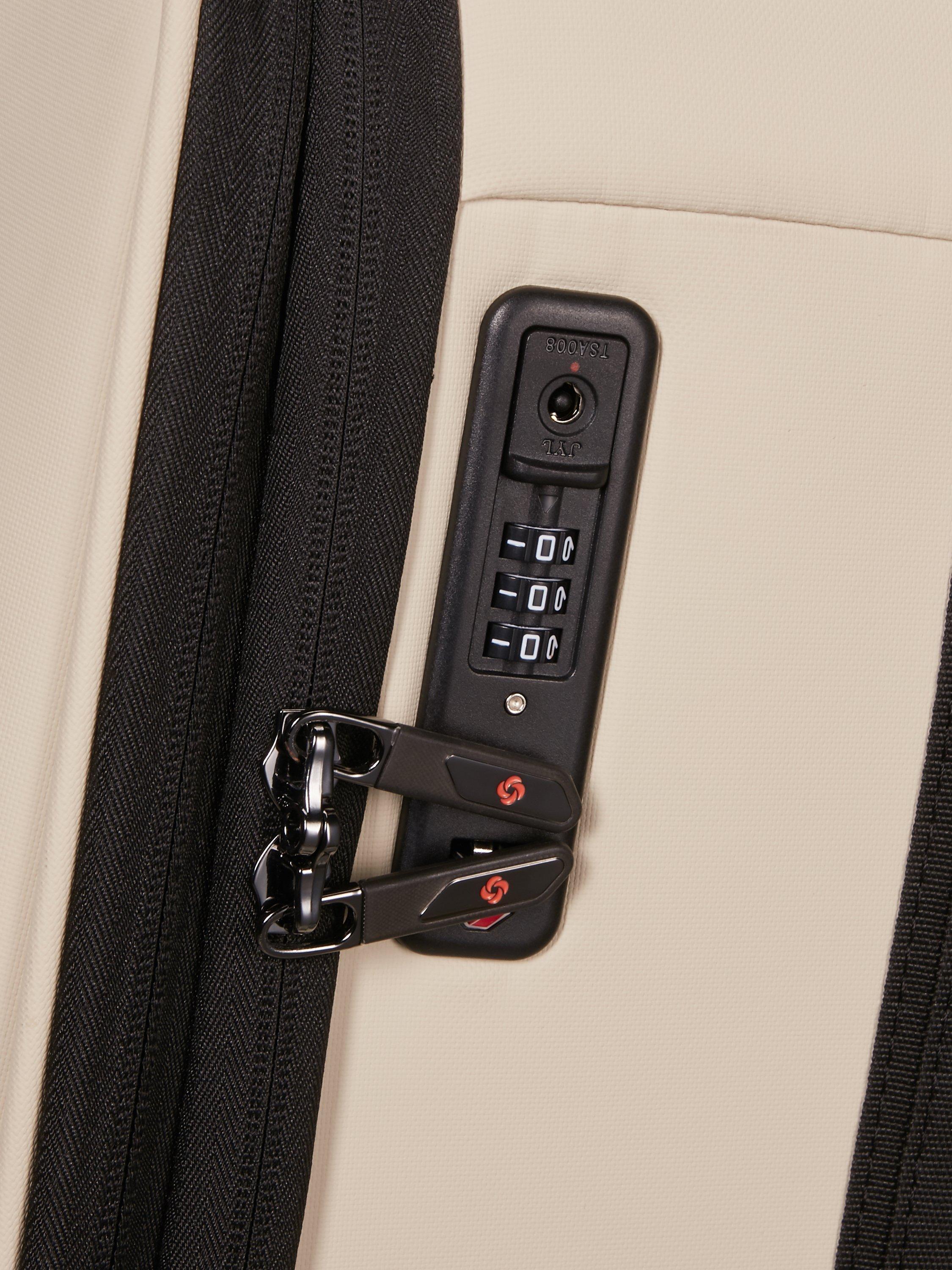 Glazed 78cm Expandable 8-Wheel Suitcase, 125/141L