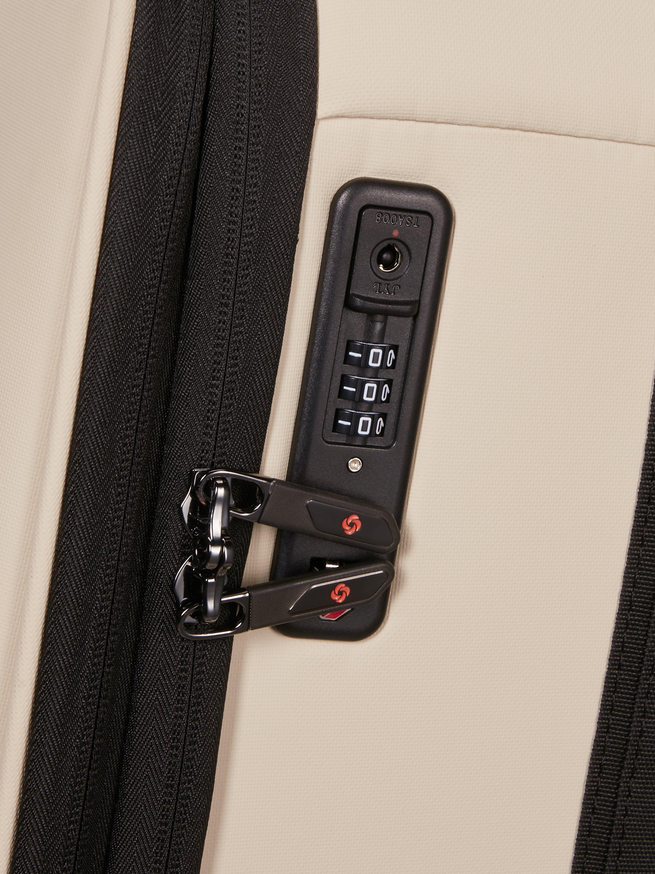 Glazed 84cm Expandable 8-Wheel Suitcase, 160/178L