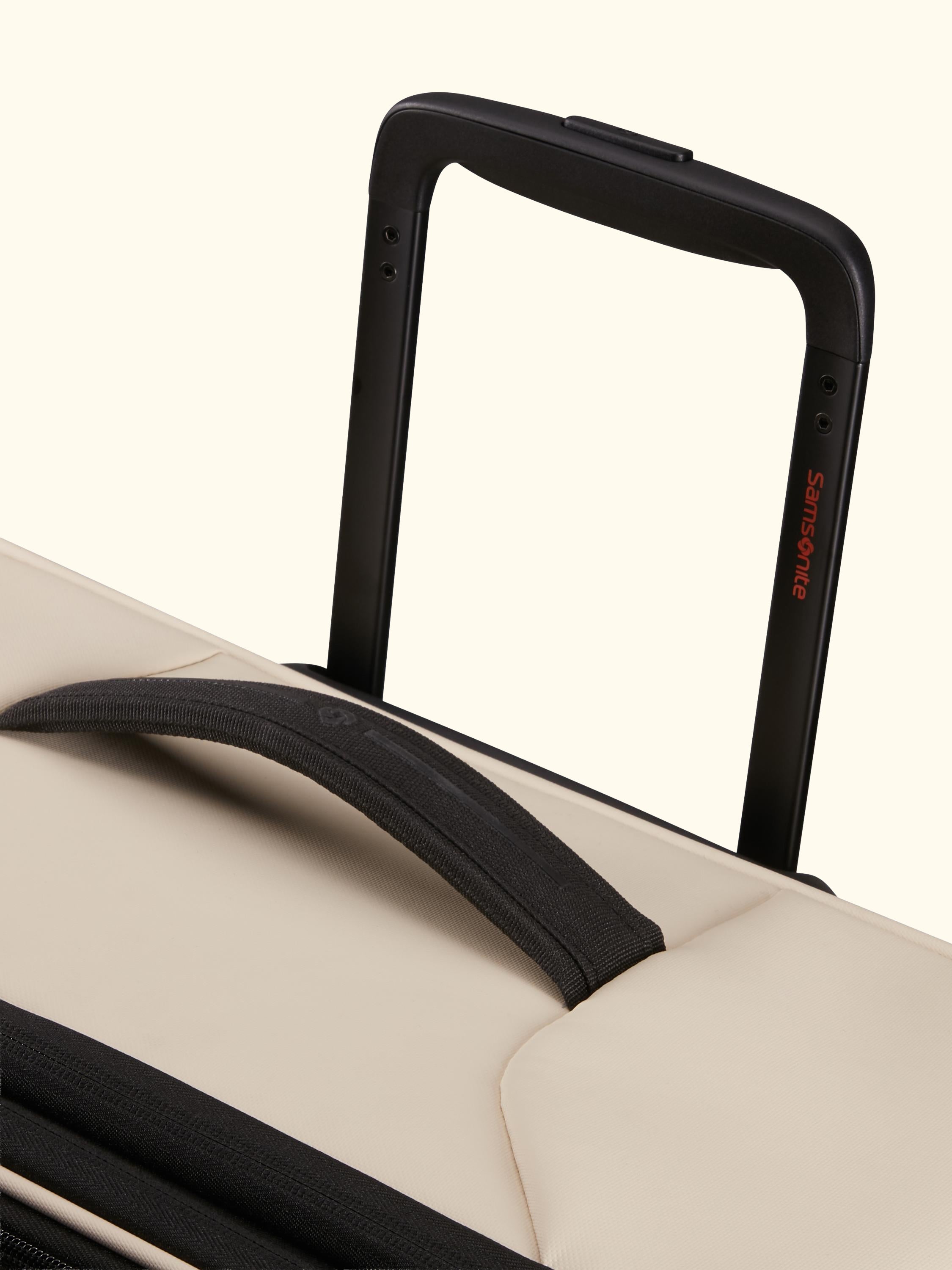Glazed 84cm Expandable 8-Wheel Suitcase, 160/178L