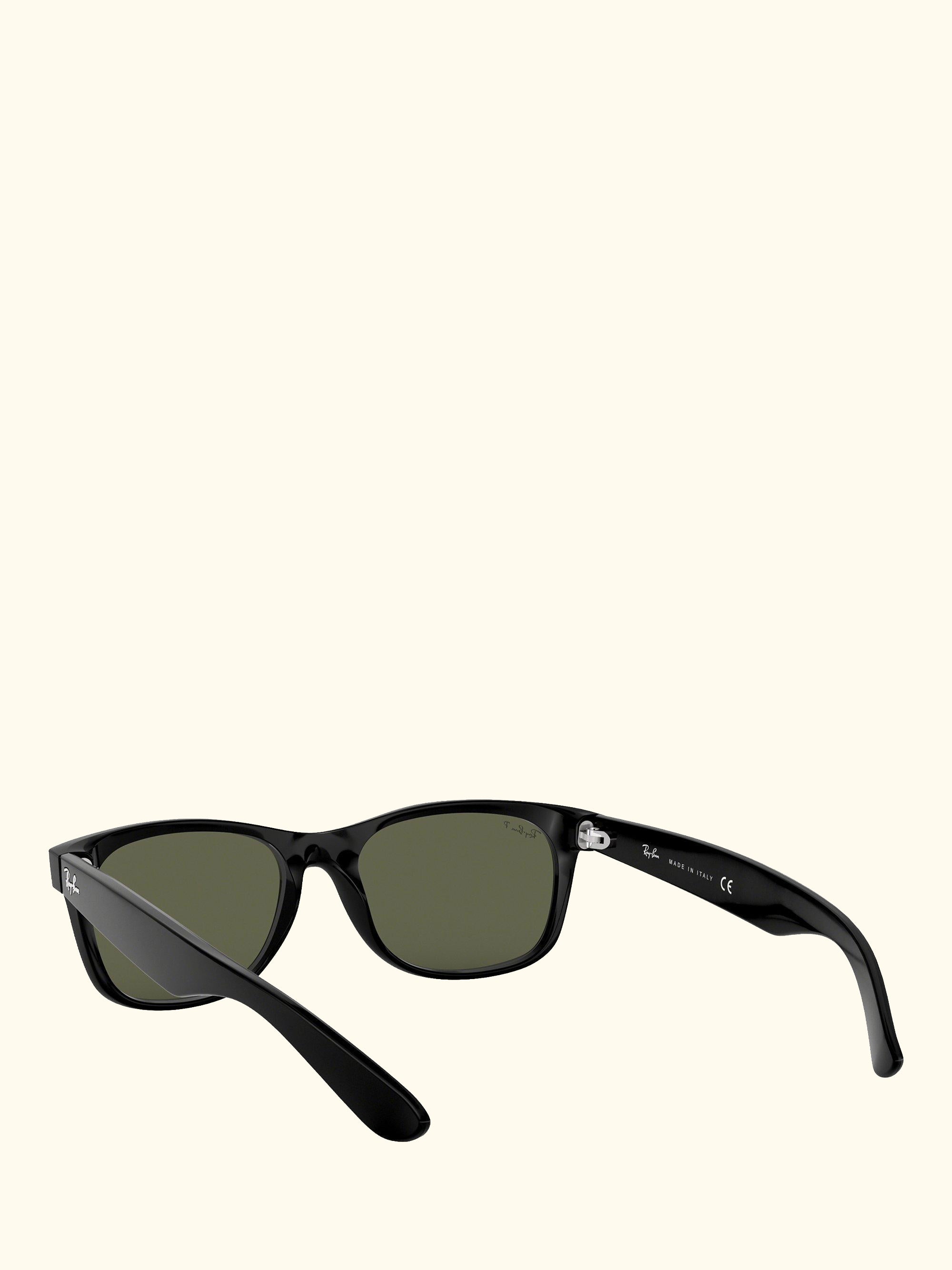 RB2132 Wayfarer Polarised Sunglasses, Black