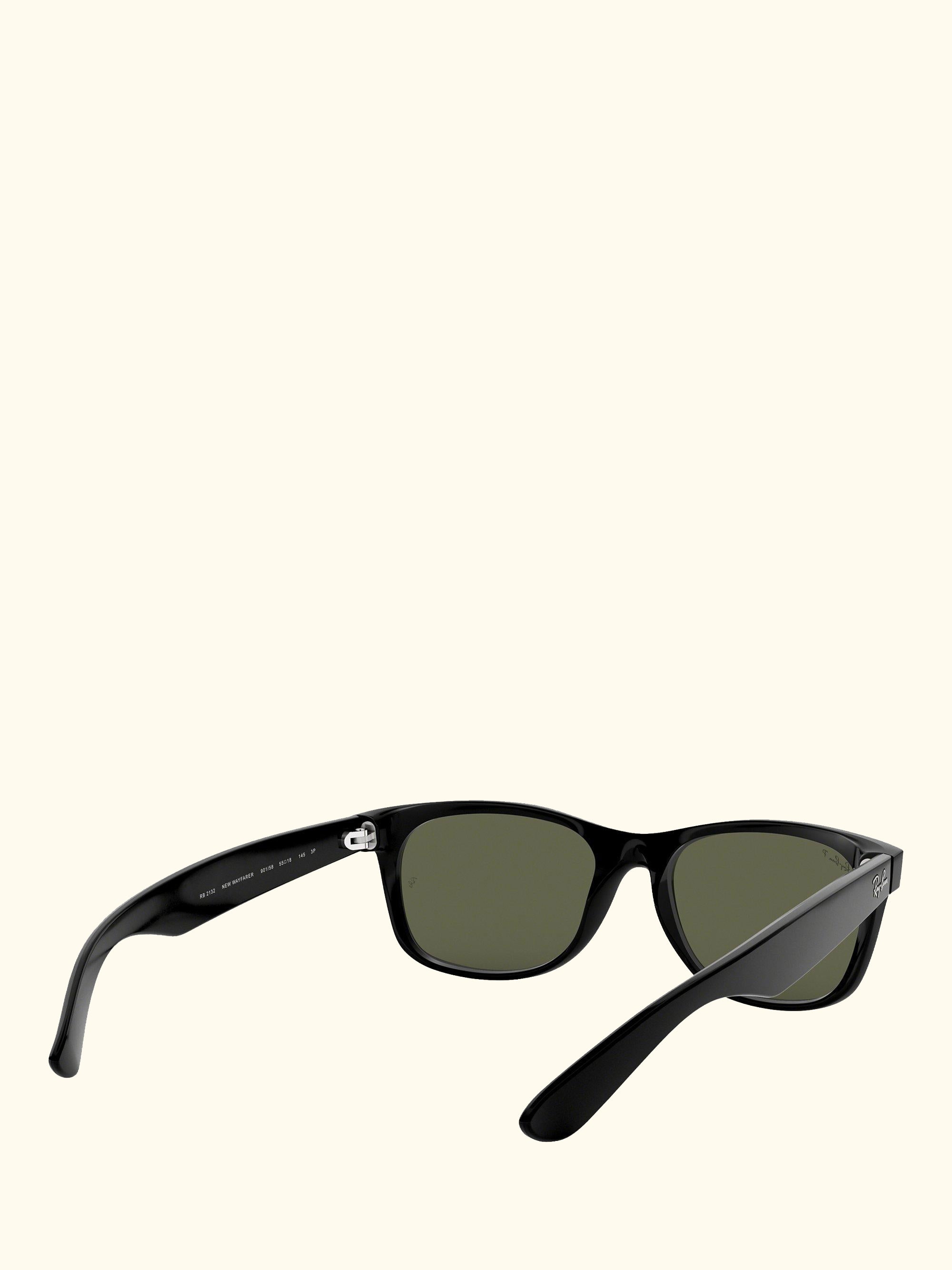 RB2132 Wayfarer Polarised Sunglasses, Black