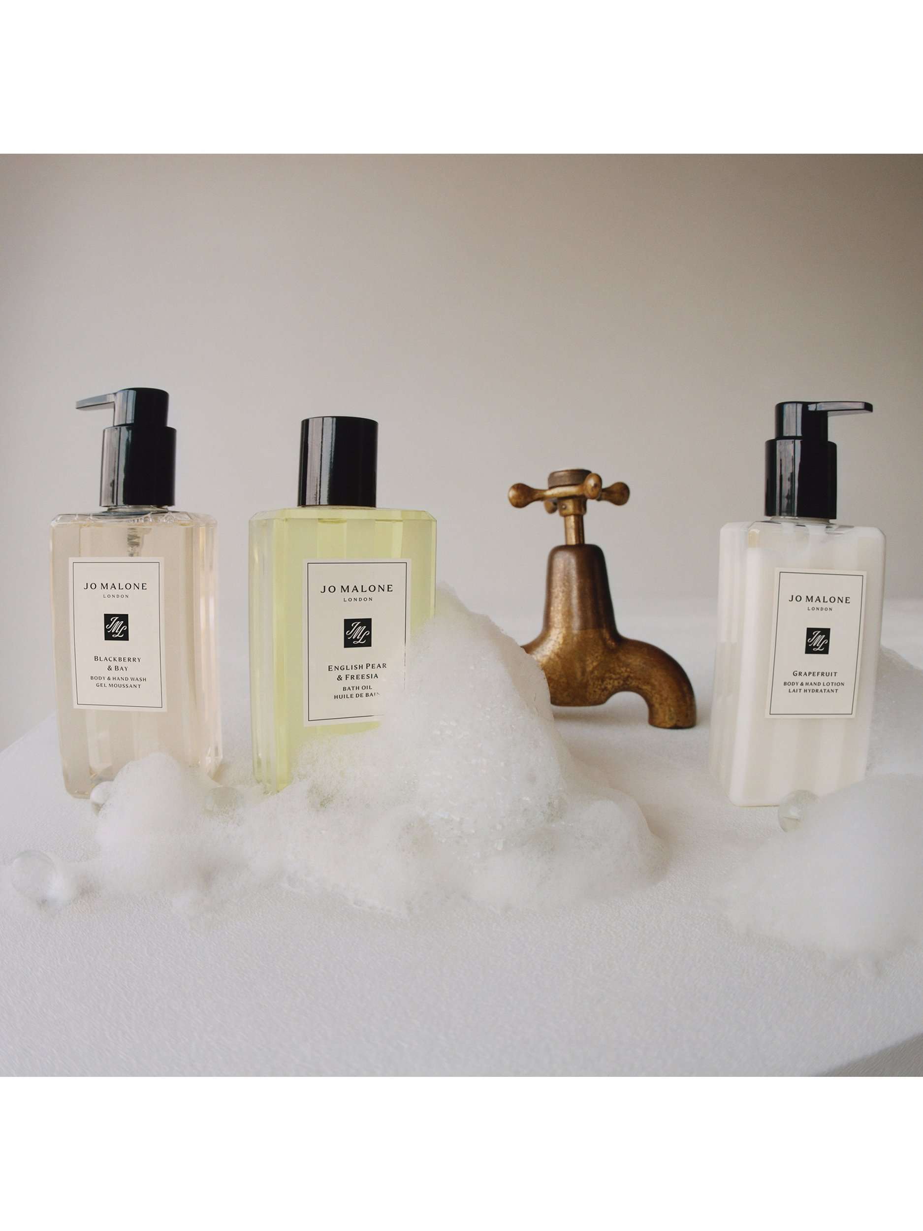 English Pear & Freesia Bath Oil