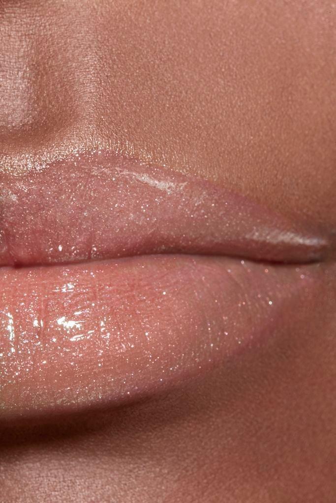 Rouge Coco Gloss Moisturising Glossimer