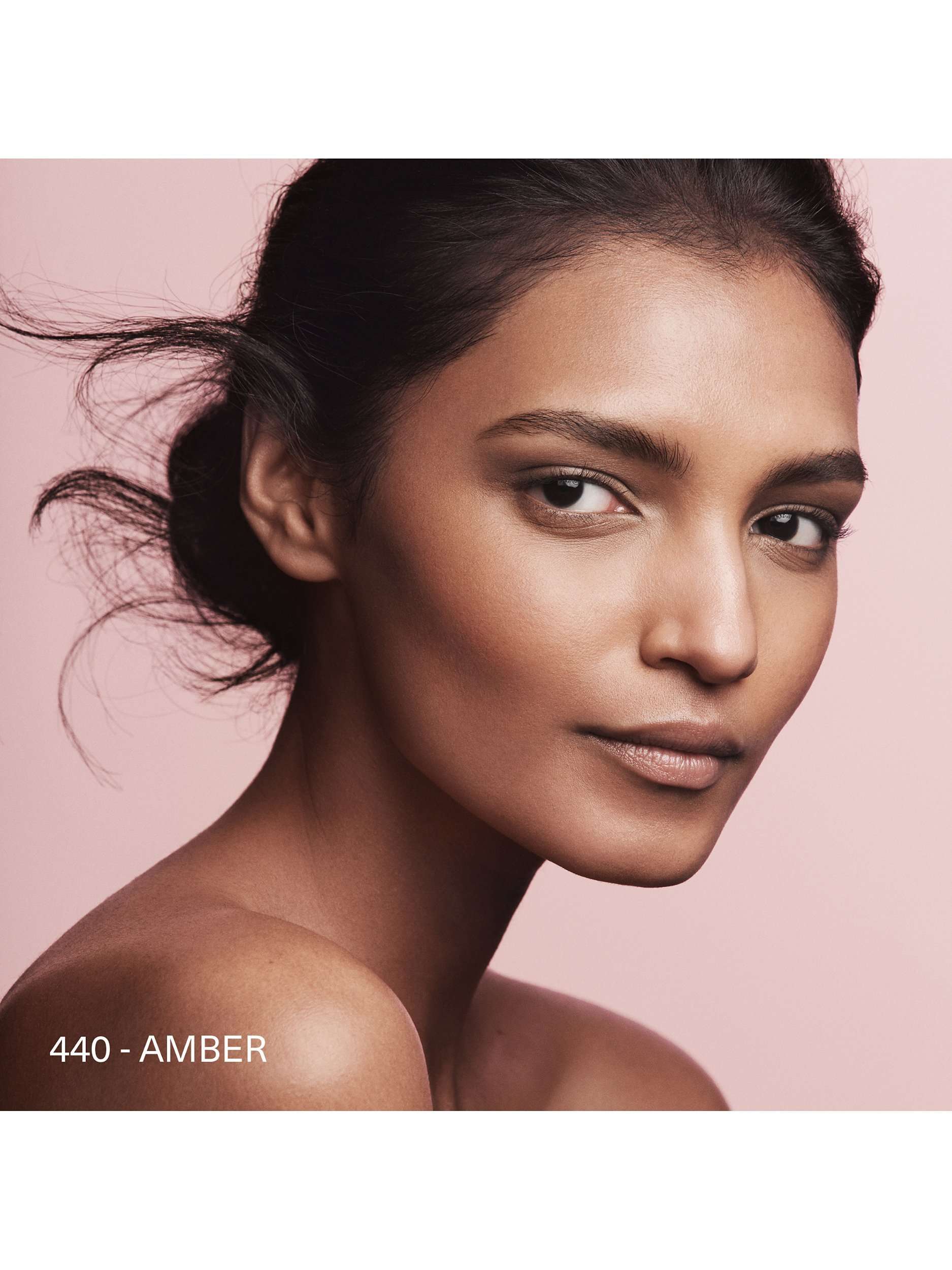The Soft Fluid Long Wear Foundation SPF 20