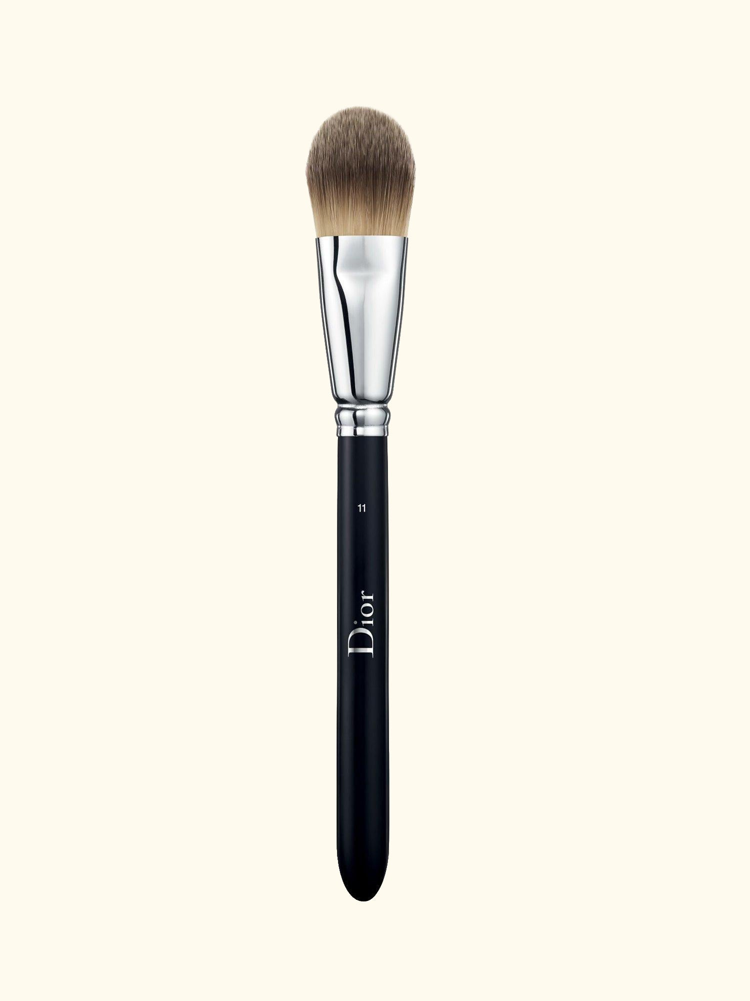 Backstage Light Coverage Fluid Foundation Brush 11