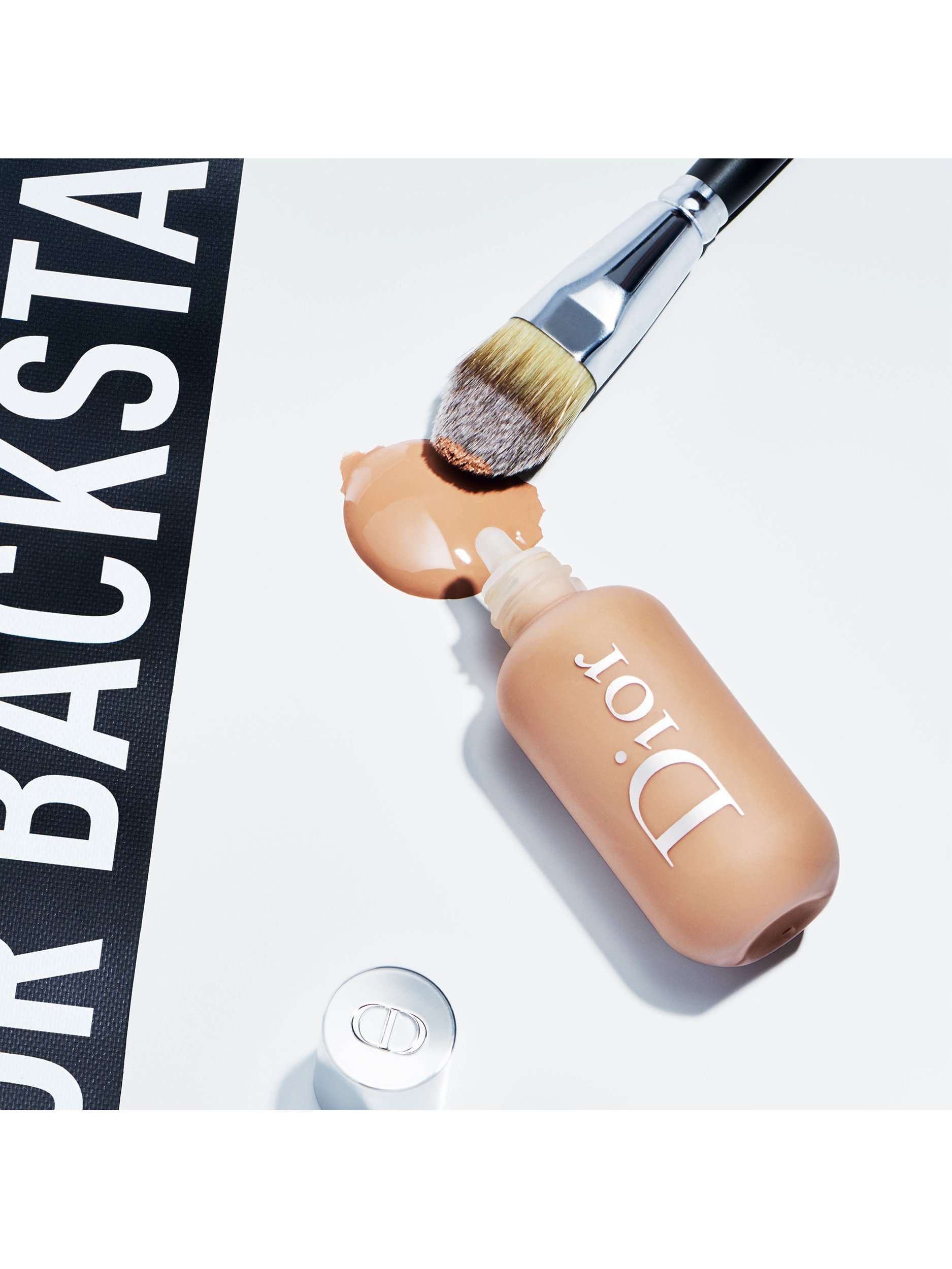 Backstage Light Coverage Fluid Foundation Brush 11