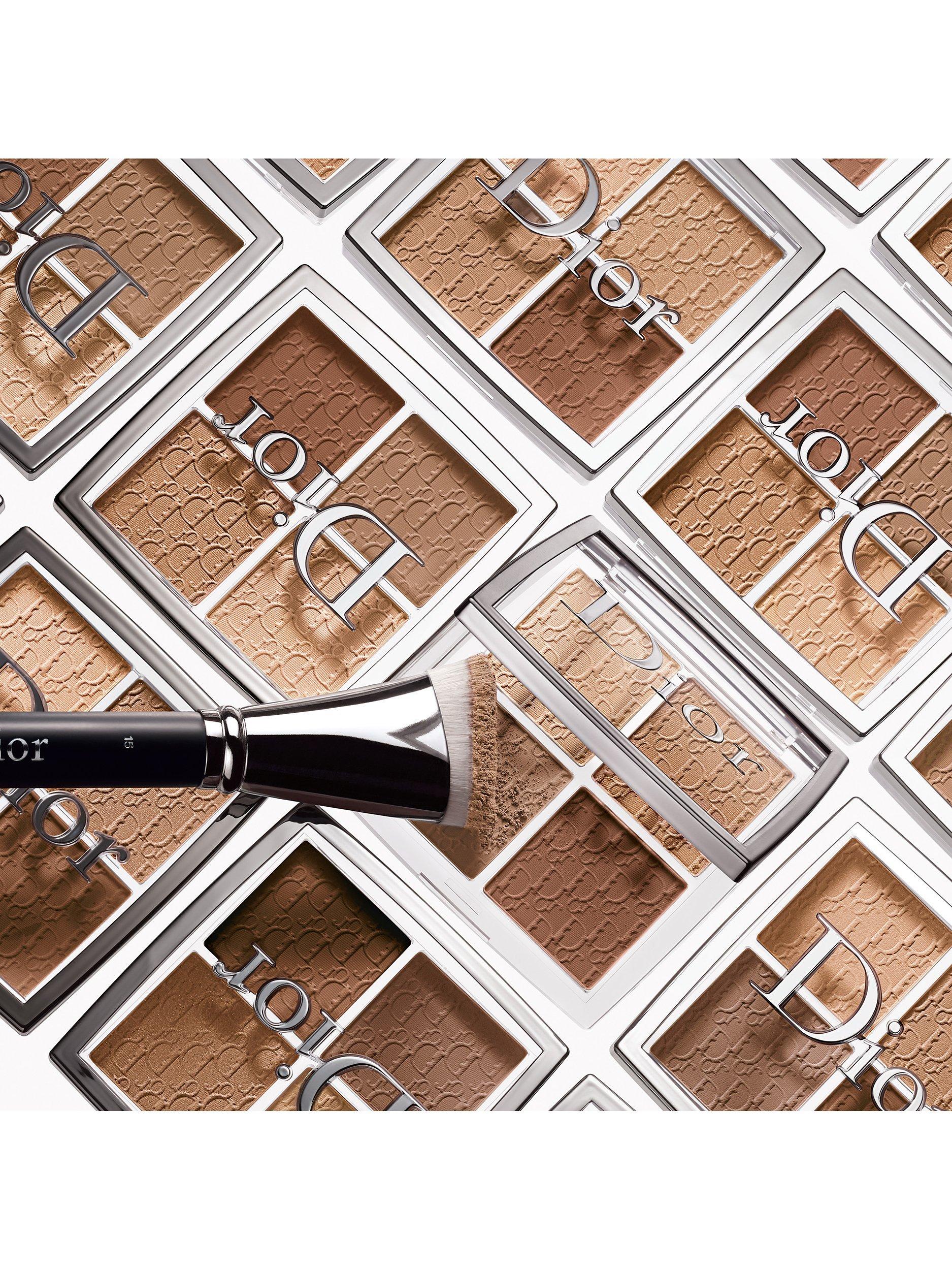 Backstage Contouring Brush 15