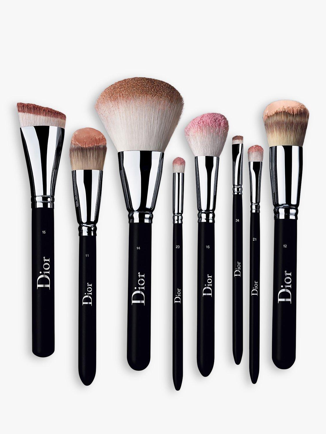Backstage Eyeliner Brush 24