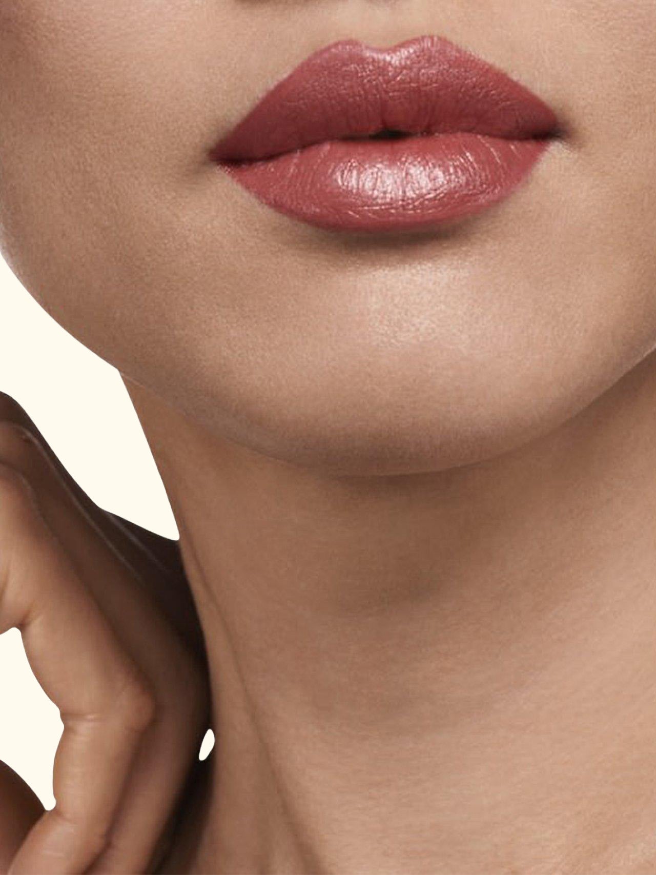Dramatically Different Lipstick 37 Shy