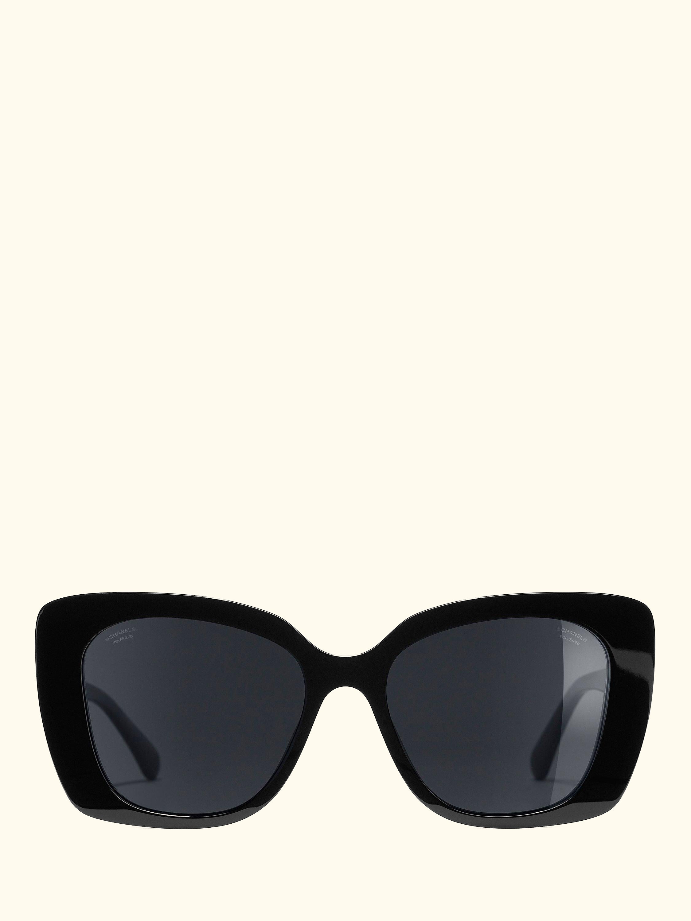 Polarised Pillow Sunglasses CH5422B Black
