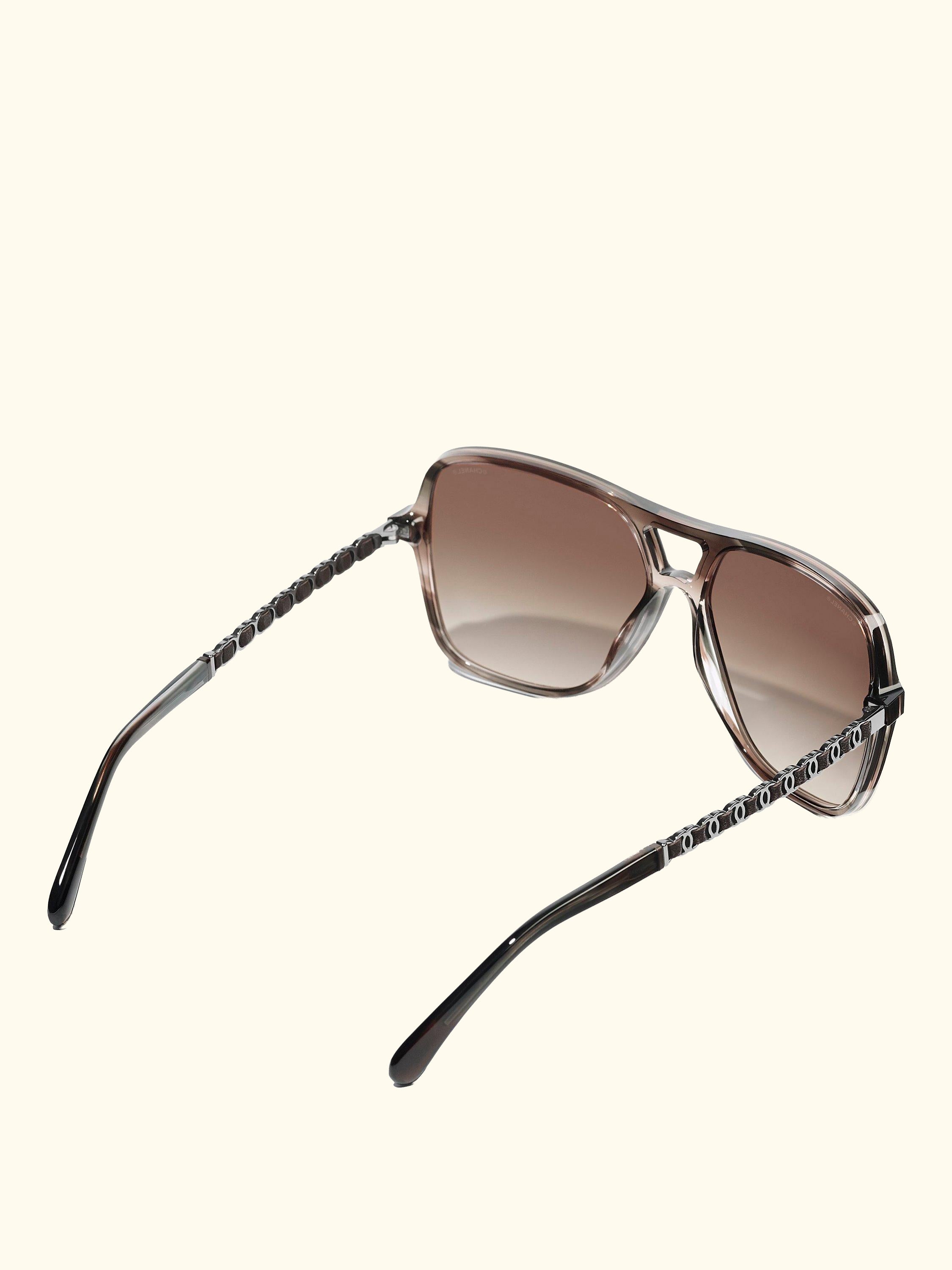 Square Sunglasses CH5439Q Striped Grey/Brown Gradient
