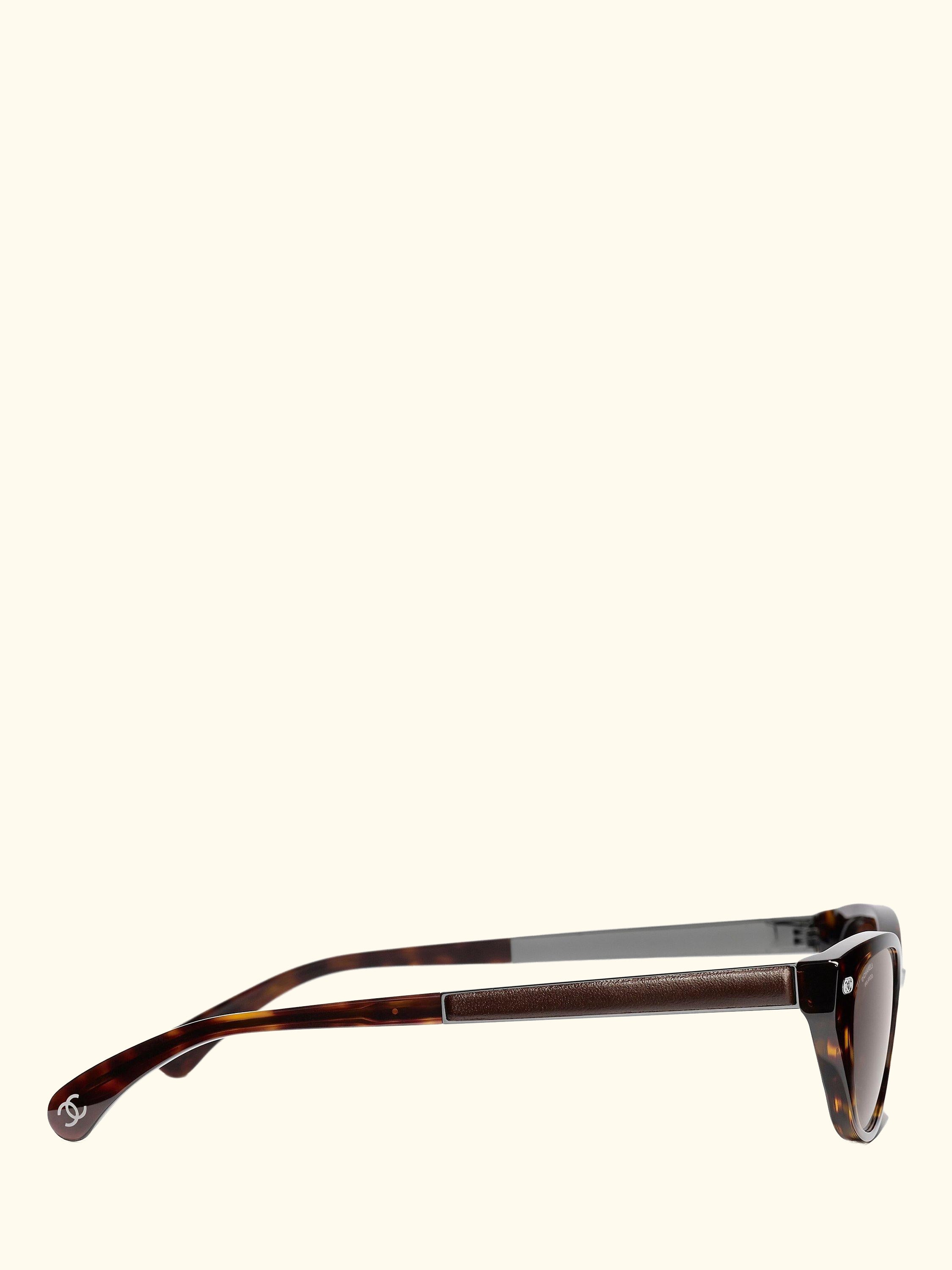 Polarised Cat's Eye Sunglasses CH5438Q Havana/Brown Gradient
